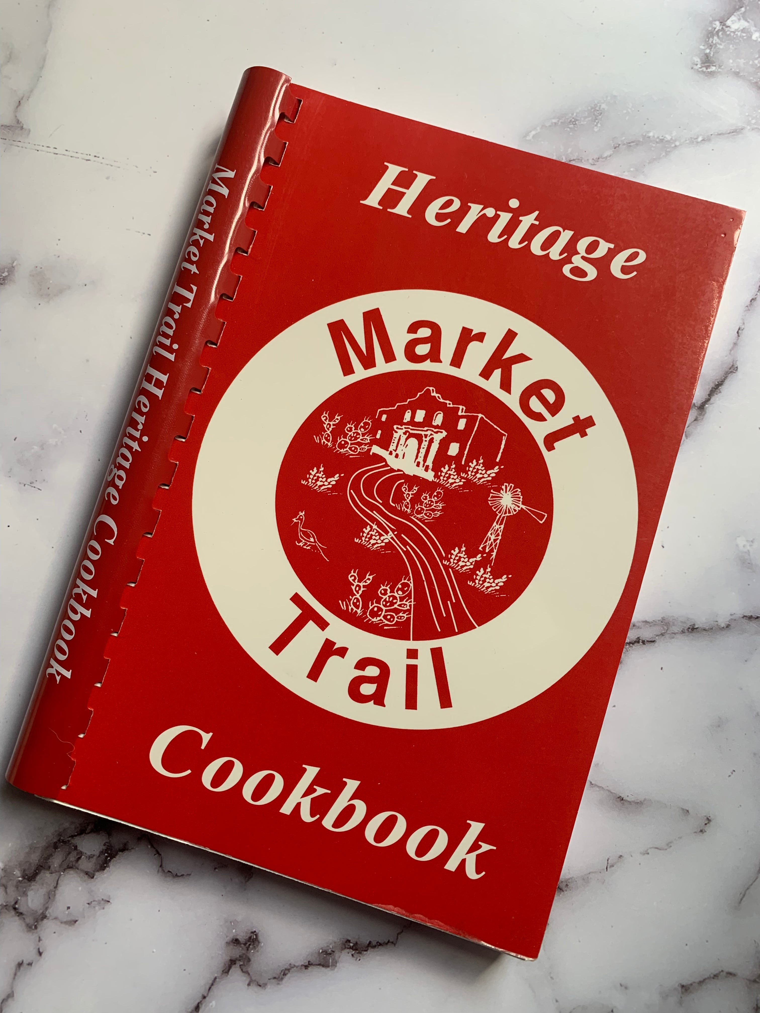 Market Trail Heritage Cookbook - Classic American Recipes for Home Cooking & Family Gatherings | Perfect for Holidays, Potlucks & Everyday Meals