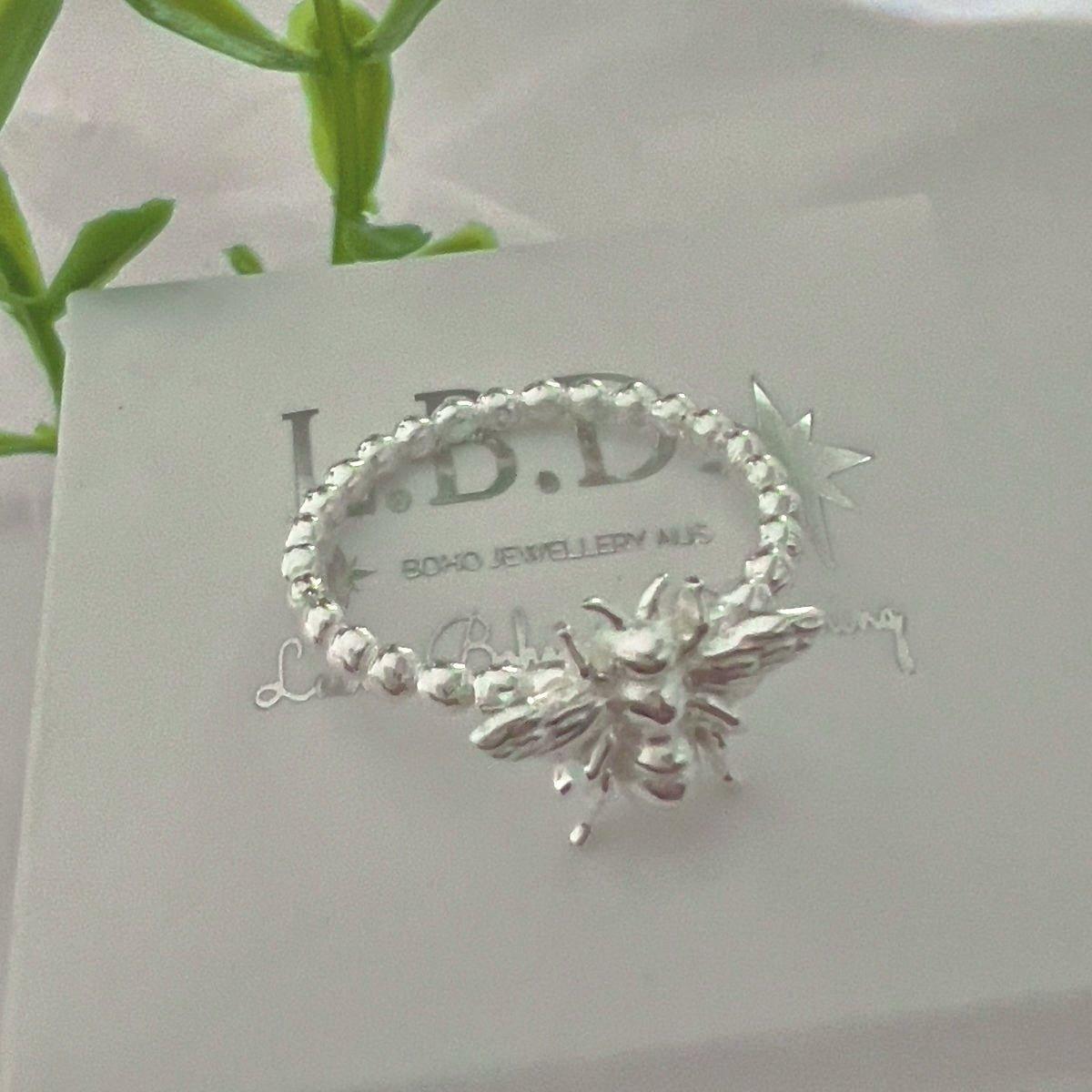 Beautiful Sterling Silver Bee Ring for Women - Handmade Jewelry, Dainty & Elegant Bee Design - Perfect for Gifts, Nature Lovers & Everyday Wear