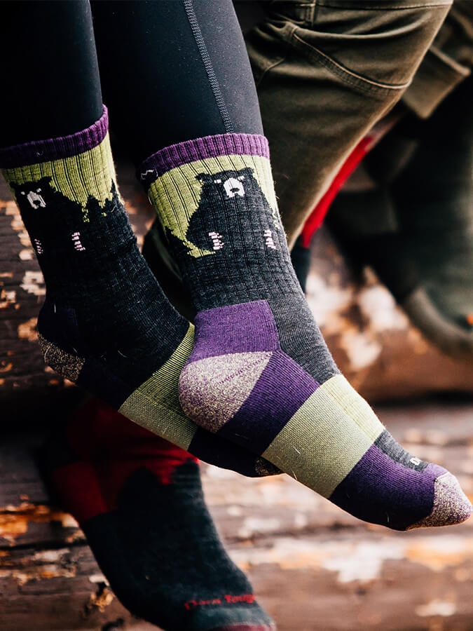 Darn Tough 1970 Bear Town Micro Crew Lightweight Hiking Socks for Women - Cushioned Comfort for Outdoor Adventures, Trail Running & Daily Wear