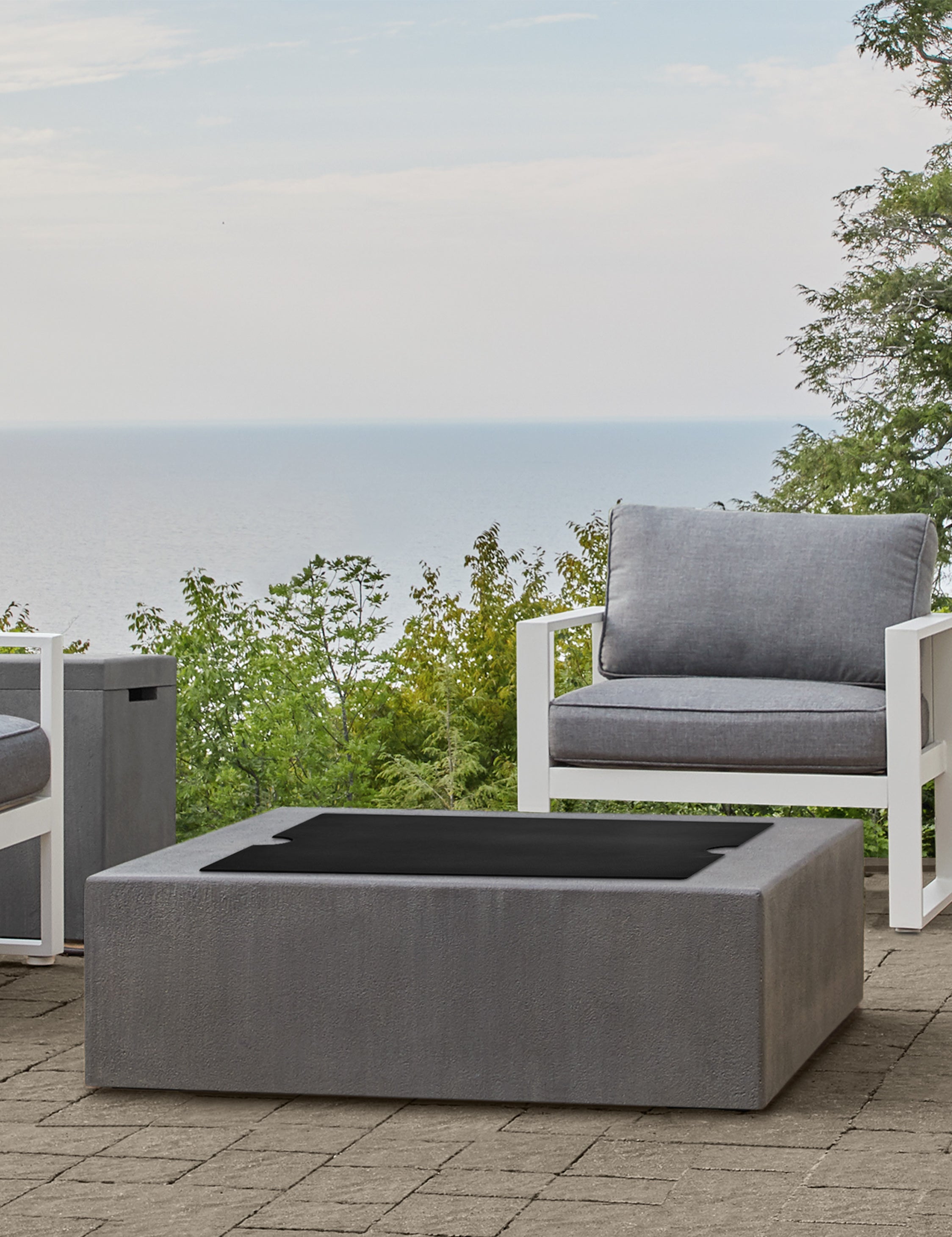 Auberon Fire Pit Cover - Durable Weatherproof Fire Table Lid for Outdoor Patio, Deck, and Backyard Use - Perfect for Gas & Wood Burning Fire Pits