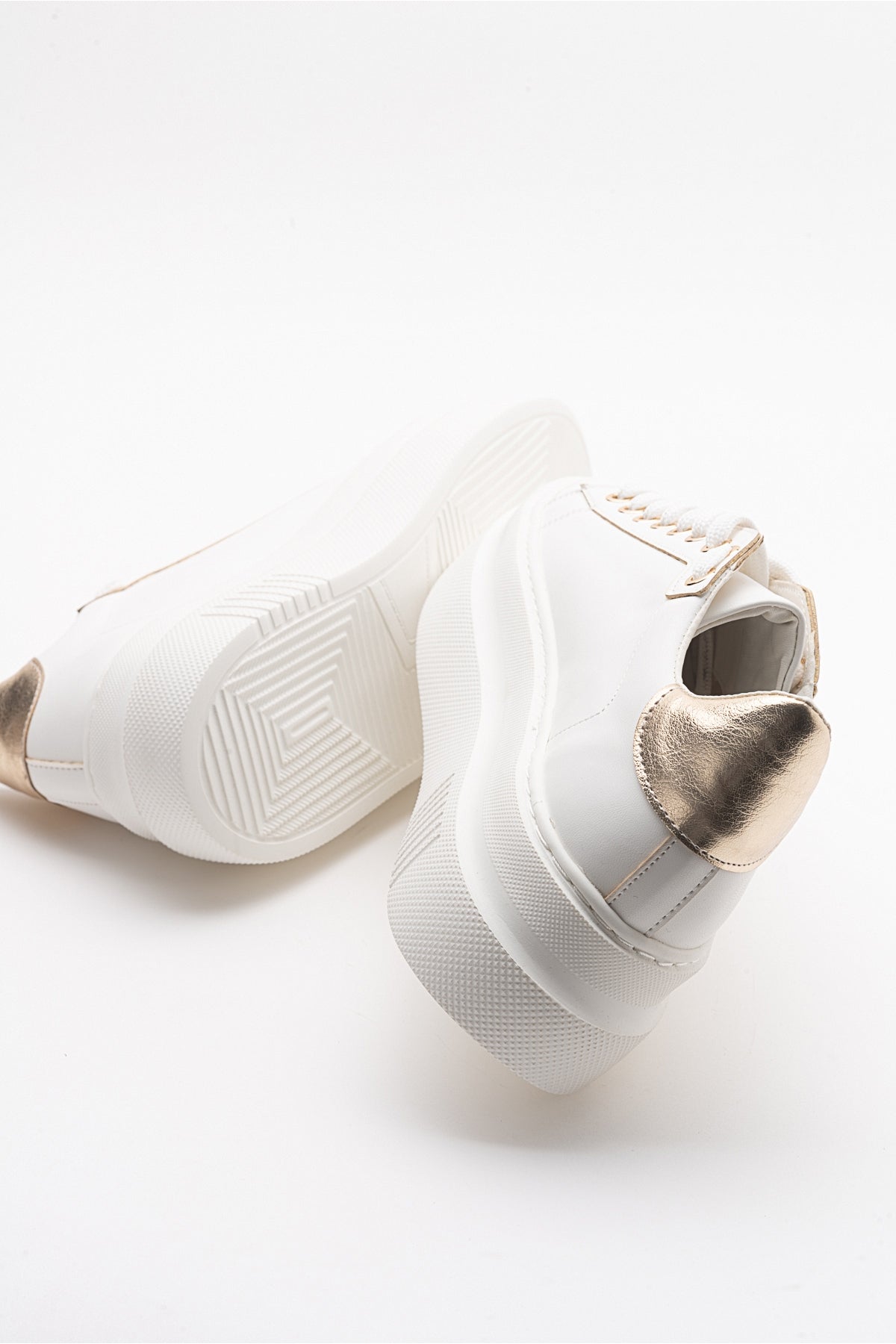 Violette White Platform Sneakers for Women - Trendy Chunky Sole Fashion Sneakers - Perfect for Casual Outfits, Street Style & Everyday Wear