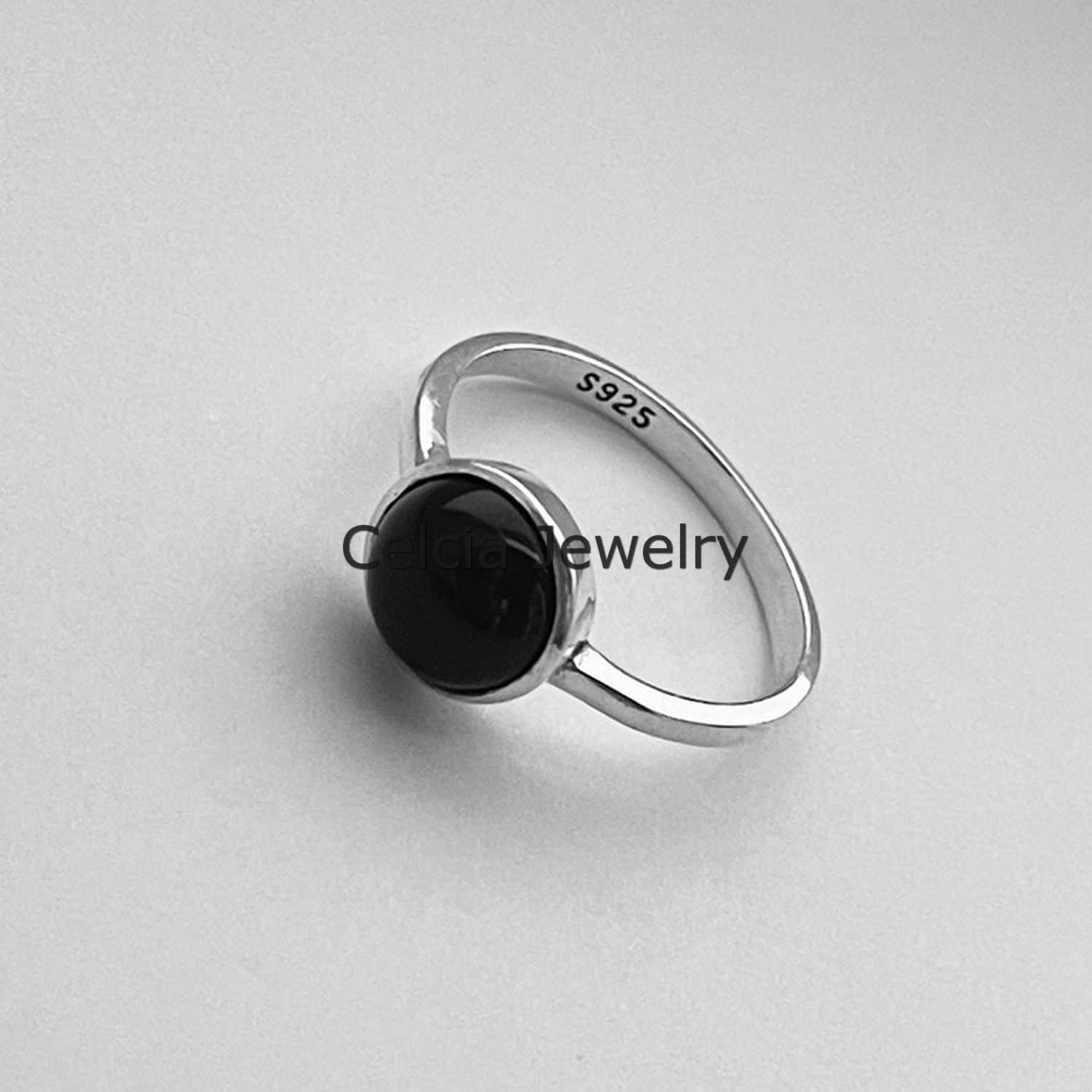 Natural Black Onyx Gemstone Round Ring - Solitaire Minimalist Ring for Women, Wedding & Engagement Gift, Mother's Day Jewelry (Size 7) - Perfect for Bridal Shower, Anniversary & Everyday Elegant Wear
