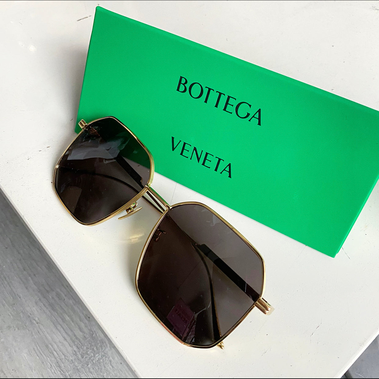 Bottega Veneta BV1108SA Gold Square Sunglasses for Women - Luxury Designer Shades for Fashion & Outdoor Activities