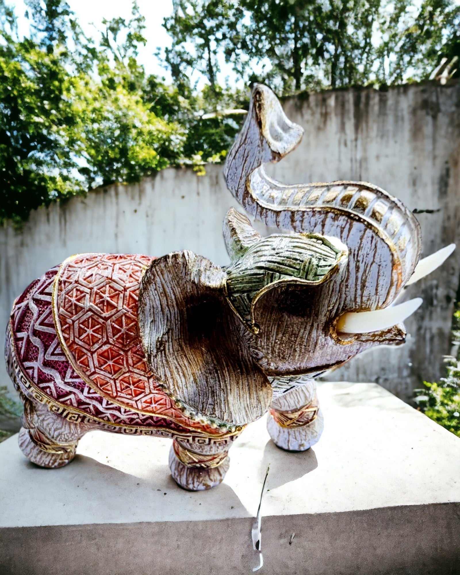 Personalized Engraved Resin Elephant Statue - Handcrafted Home Decor for Living Room, Office & Garden - Unique Gift for Housewarming, Wedding & Birthday
