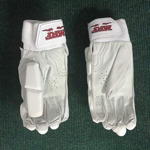 Premium MRF Elite Sheep Leather Cricket Batting Gloves for Right-Handed Players - Perfect for Professional Matches & Training Sessions