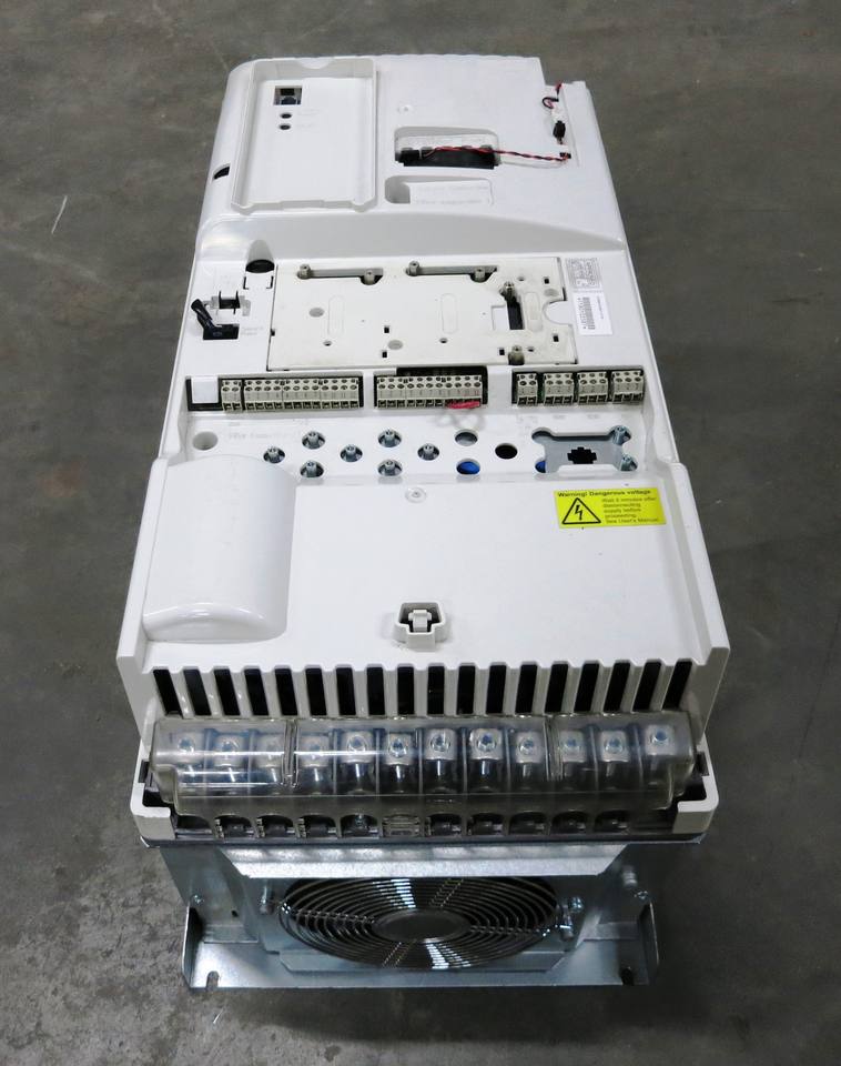 Original ABB ACS800 AC Drive PC 0550-5+B055 - 100% New & Genuine - Industrial Motor Control for Pumps, Fans, and Conveyors