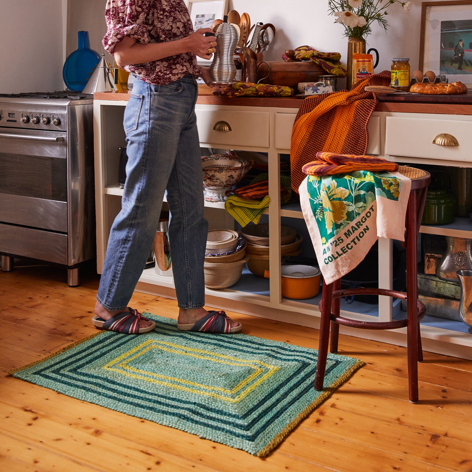 Premium Lenore Jute Rug - Natural Emerald Green Eco-Friendly Floor Mat for Living Room, Bedroom & Entryway - Handwoven Home Decor for Boho, Farmhouse & Coastal Style