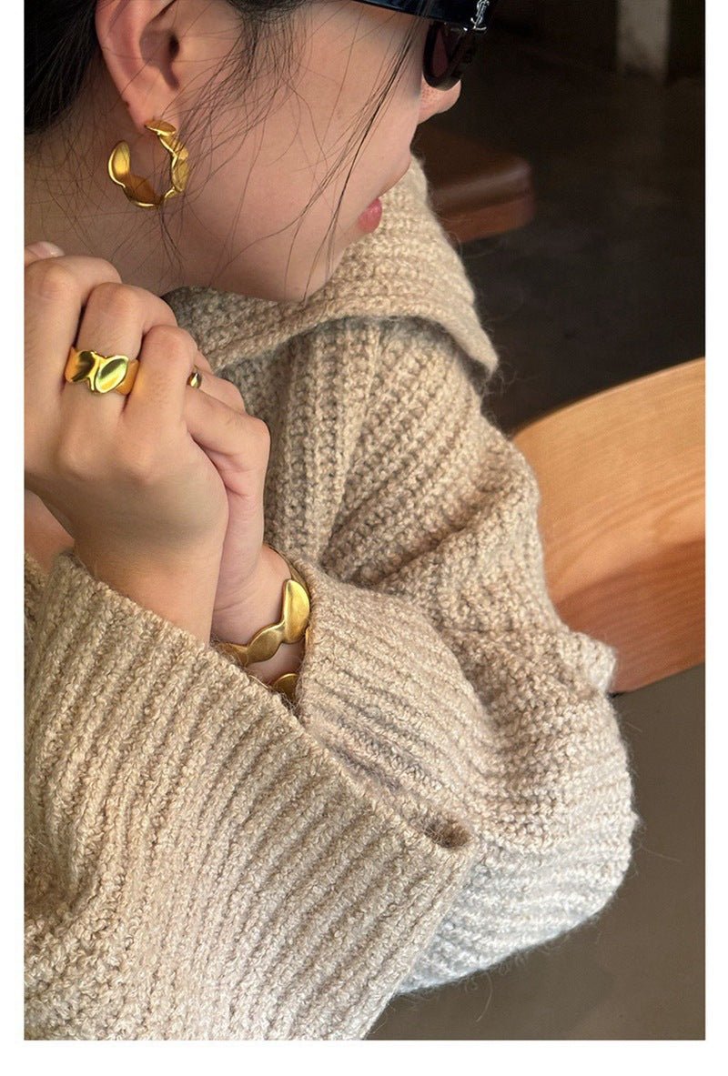 Stylish Large Imprint Irregular Hoop Earrings for Women - Trendy Statement Jewelry for Parties, Weddings & Everyday Wear