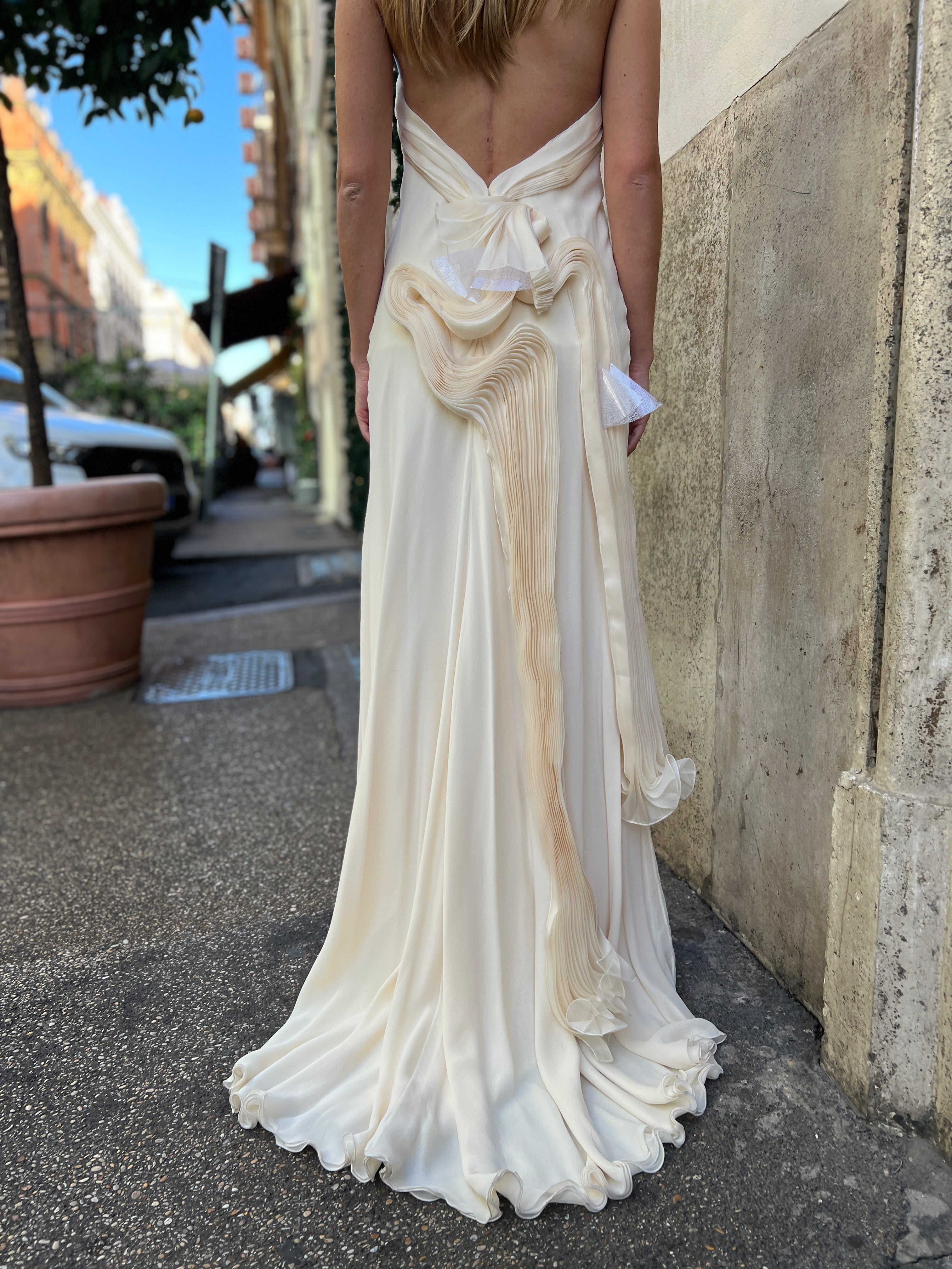 Elegant Pignatelli Wedding Dress - Lace A-Line Bridal Gown for Church Ceremony & Romantic Outdoor Weddings