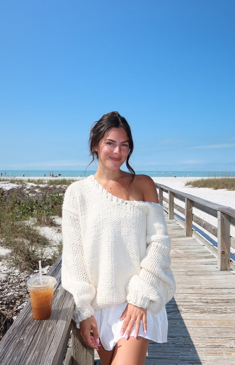 Delvey Cream Chunky Knit Sweater for Women - Soft Oversized Cable Knit Pullover - Cozy Winter Sweater for Casual Outfits & Cold Weather
