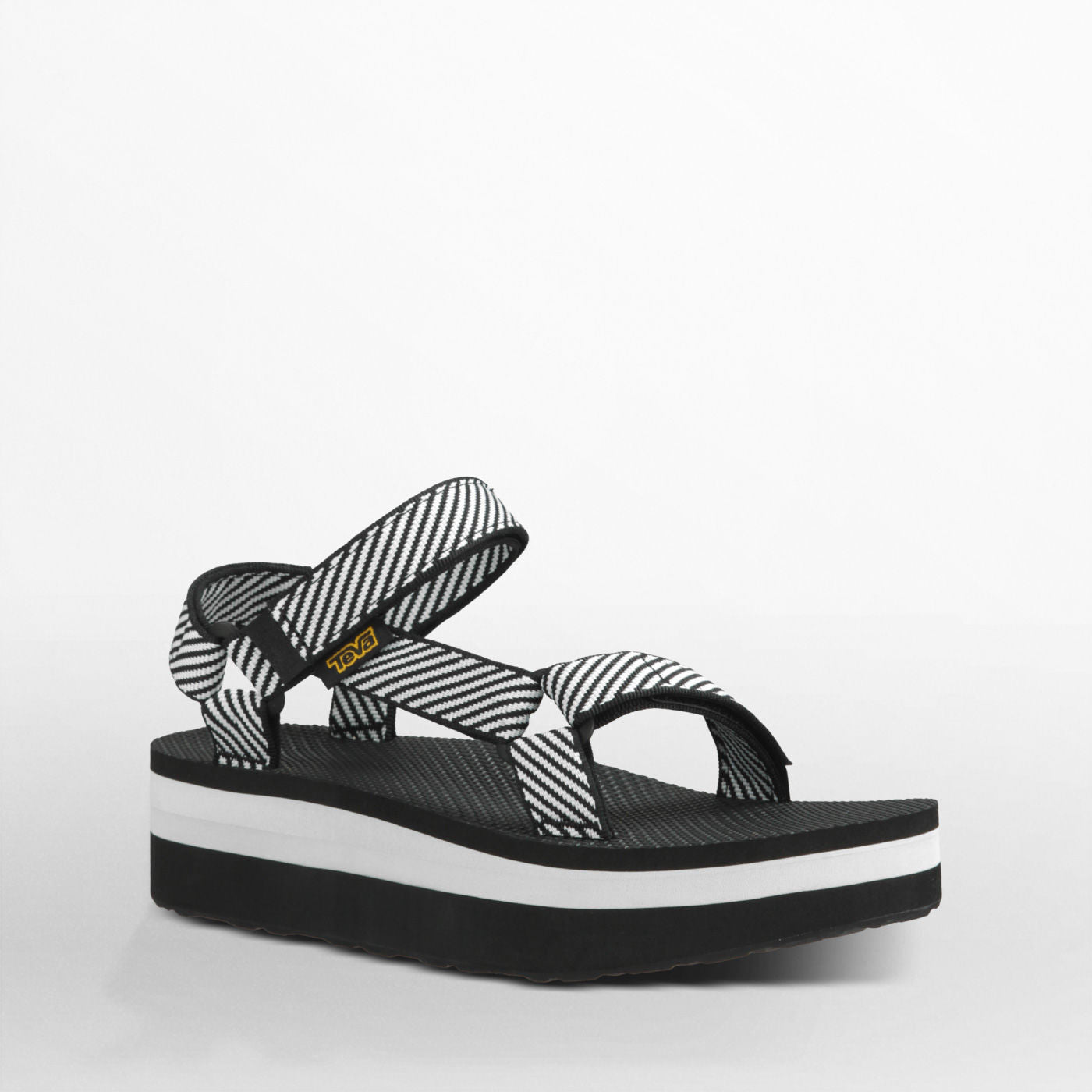 Teva Women's Flatform Universal Sandals - Comfortable & Stylish Hiking Sandals for Outdoor Adventures, Travel & Summer Wear
