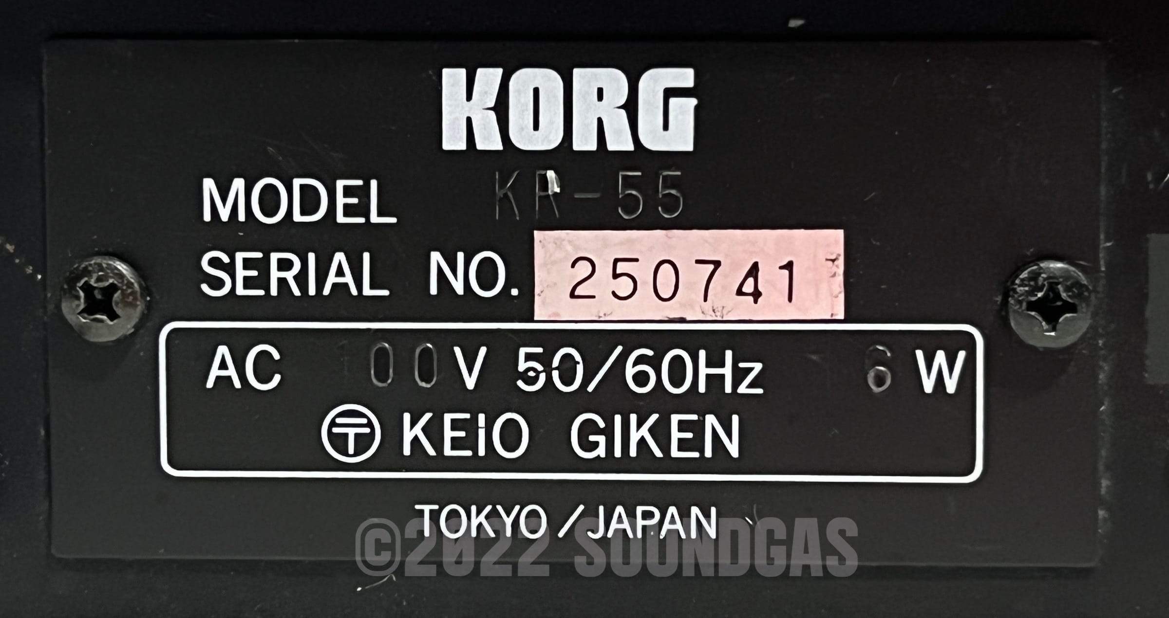 Korg KR-55 Rhythm Drum Machine with Individual Outputs - Perfect for Live Performances & Studio Recording