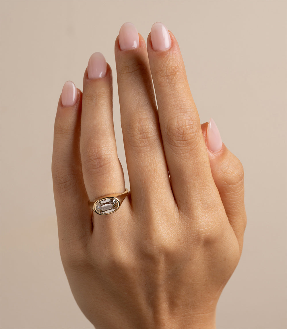 2.5Ct Solitaire Champagne Diamond Engagement Ring for Women - Elegant Wedding Band, Promise Ring, Anniversary Gift for Her - Perfect for Proposals, Bridal Jewelry, and Special Occasions