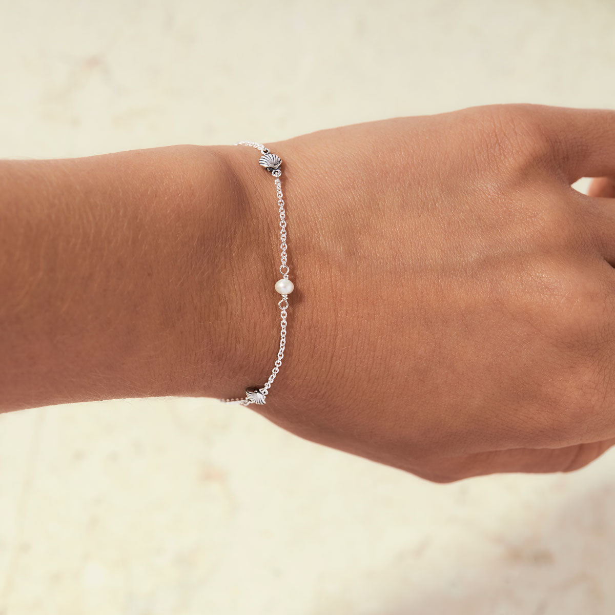 Elegant Oceanic Pearl Bracelet for Women - Natural White Pearl Jewelry Gift for Wedding, Party & Special Occasions