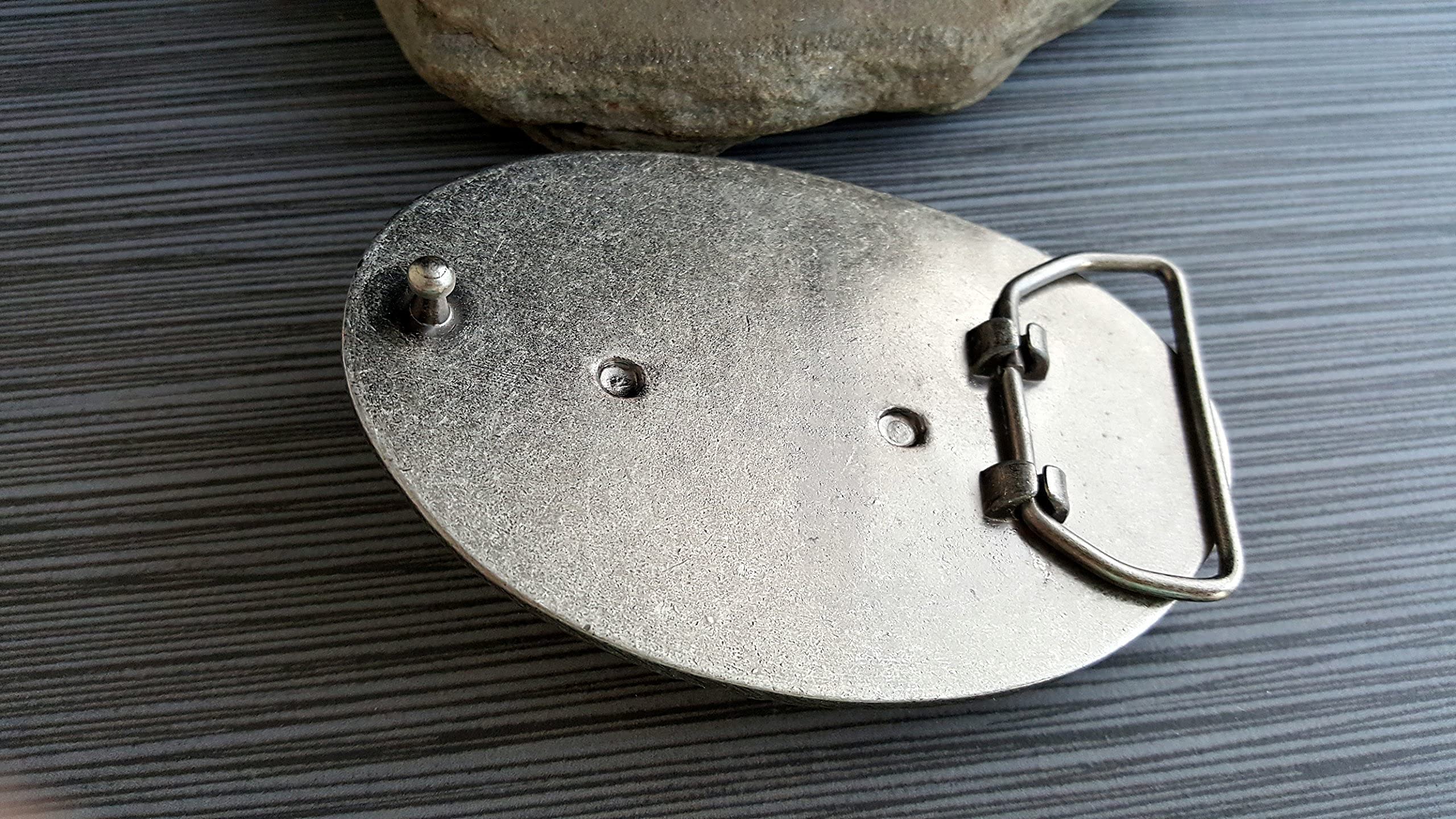 Handmade Antique Silver Steampunk Skull And Crossbones Belt Buckle - Gothic Punk Accessory for Bikers, Costumes & Fashion Statements