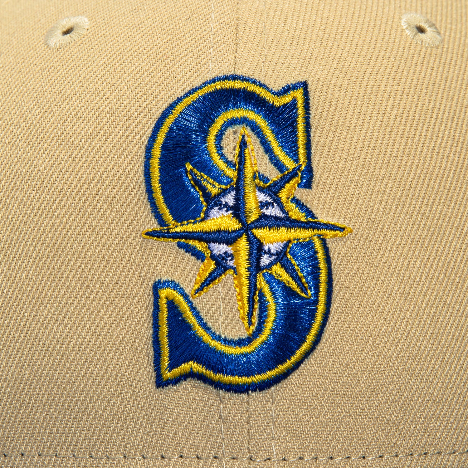 New Era 59Fifty Seattle Mariners 2023 All Star Game Patch Baseball Cap - Tan & Royal Blue Adjustable Snapback Hat for Men & Women - Perfect for Baseball Games, Sports Events & Casual Wear