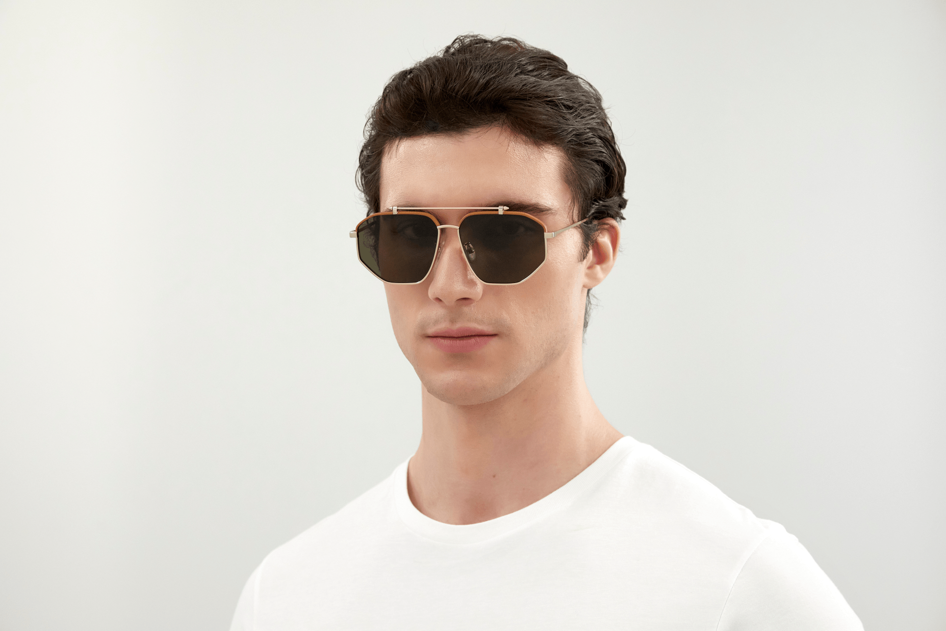 Alexander McQueen AM0337S Sunglasses - Luxury Designer Shades for Men & Women - UV Protection & Stylish Eyewear for Outdoor, Travel & Fashion
