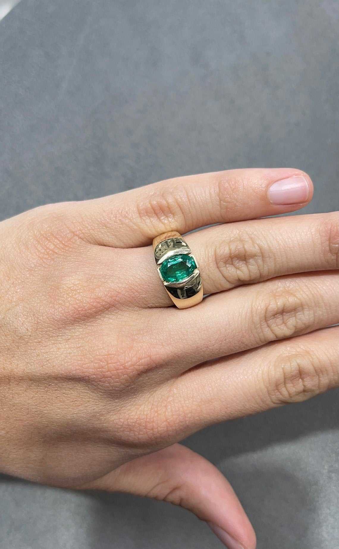 2.08ct Oval Emerald Solitaire Bezel Ring for Men in 14K Gold - Perfect for Weddings, Engagements & Anniversary Gifts