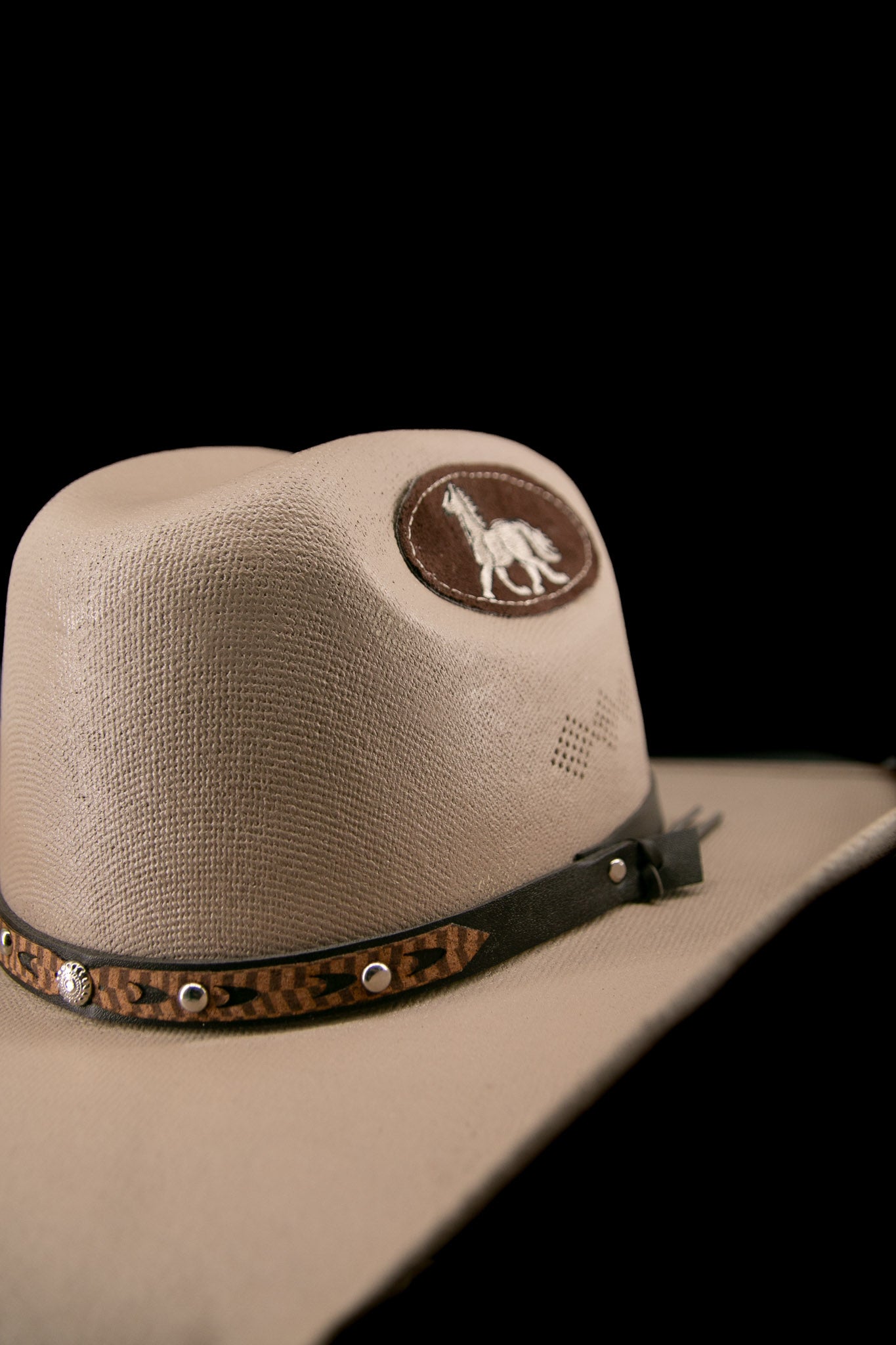 Little Mustang Straw Hat - Breathable & Lightweight Summer Sun Hat for Women & Men - Perfect for Beach, Garden, and Outdoor Activities