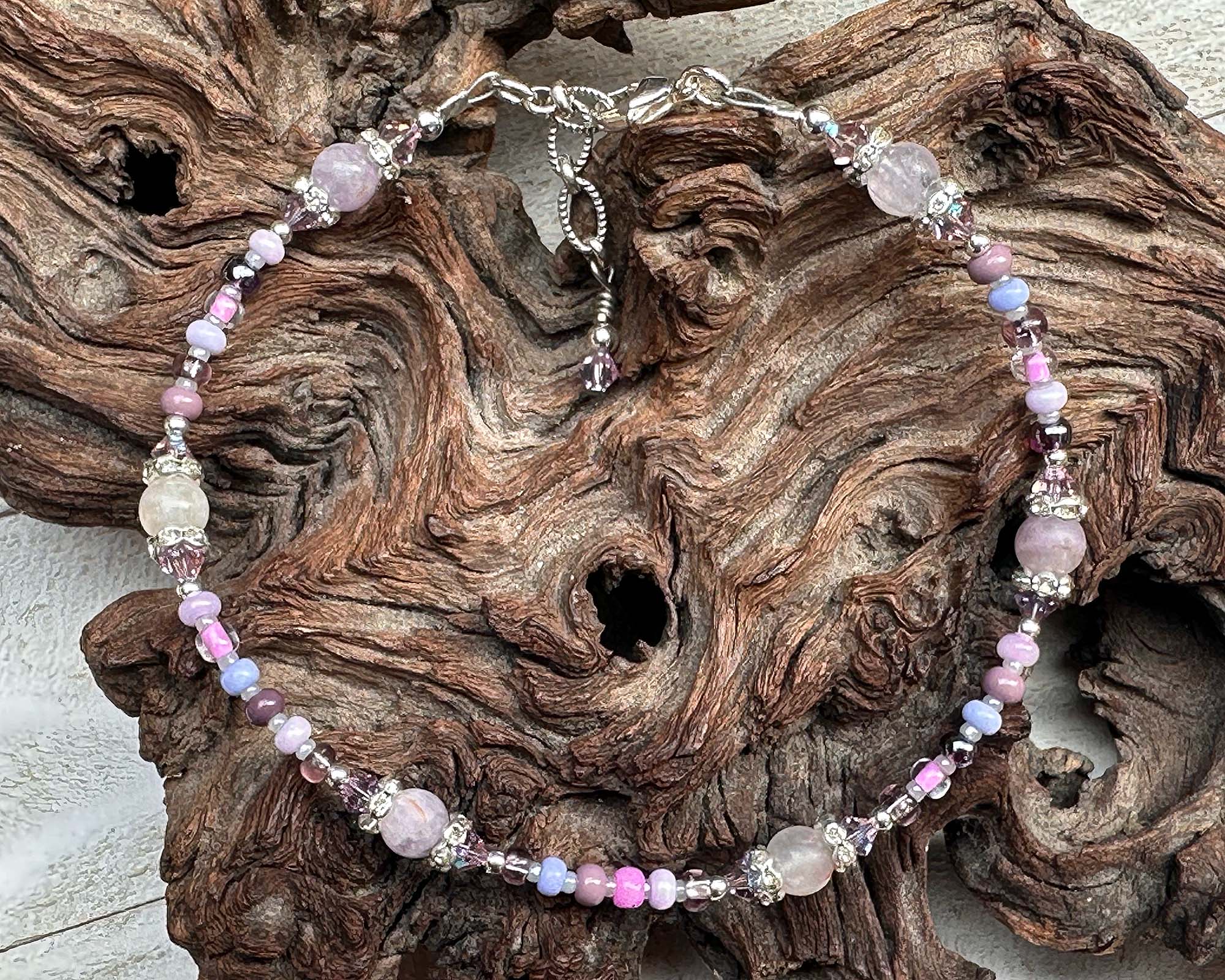 Natural Pink Kunzite Crystal Beaded Anklet for Women - Elegant Adjustable Foot Jewelry for Beach, Yoga & Boho Fashion