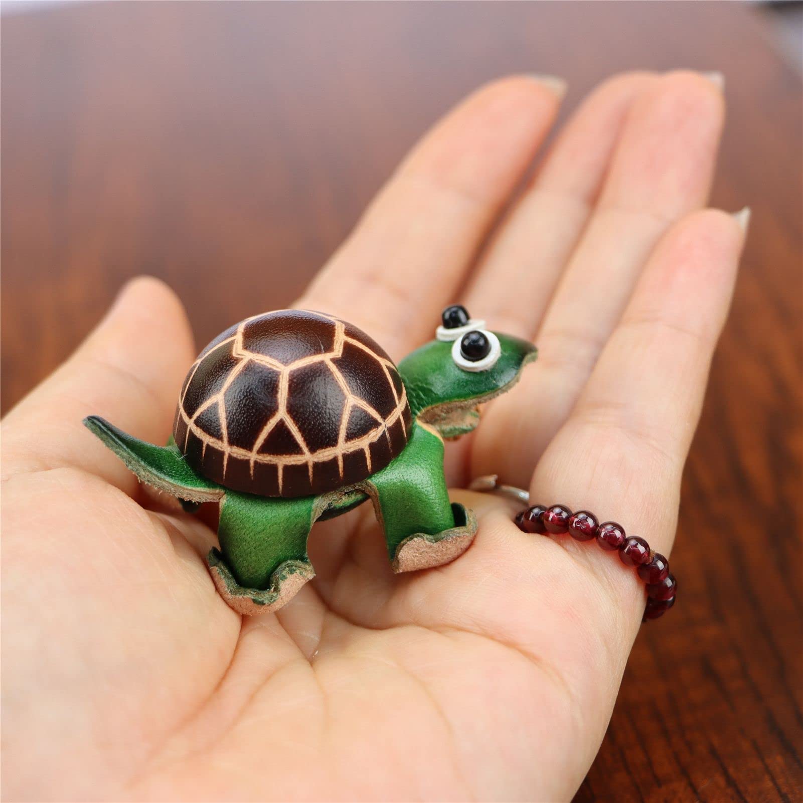 Handmade Cowhide Turtle Keychain for Men & Women - Cute Small Gift for Backpack, Purse, or Keys - Perfect for Travel, Gifts, and Everyday Use