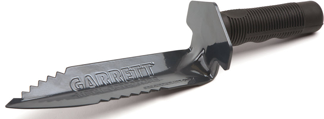 Garrett Edge Digger with Sheath - Metal Detecting Shovel Tool for Treasure Hunting, Relic Recovery & Outdoor Adventures - Perfect for Beach, Park & Field Exploration