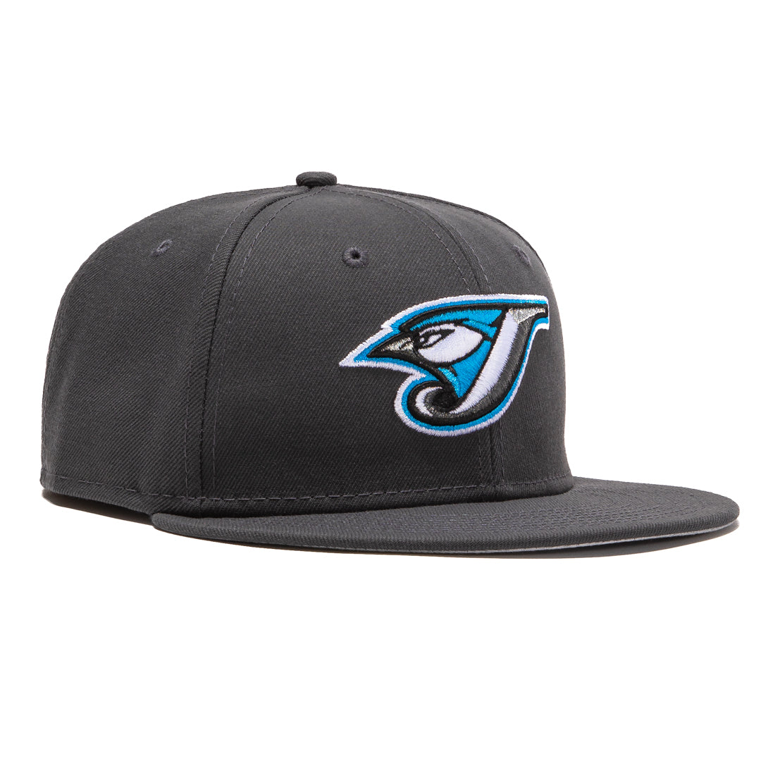New Era 59Fifty Retro On Field Toronto Blue Jays 2004 Baseball Cap - Graphite Color Adjustable Snapback Hat for Men & Women - Perfect for Baseball Games, Streetwear Fashion & Sports Fans
