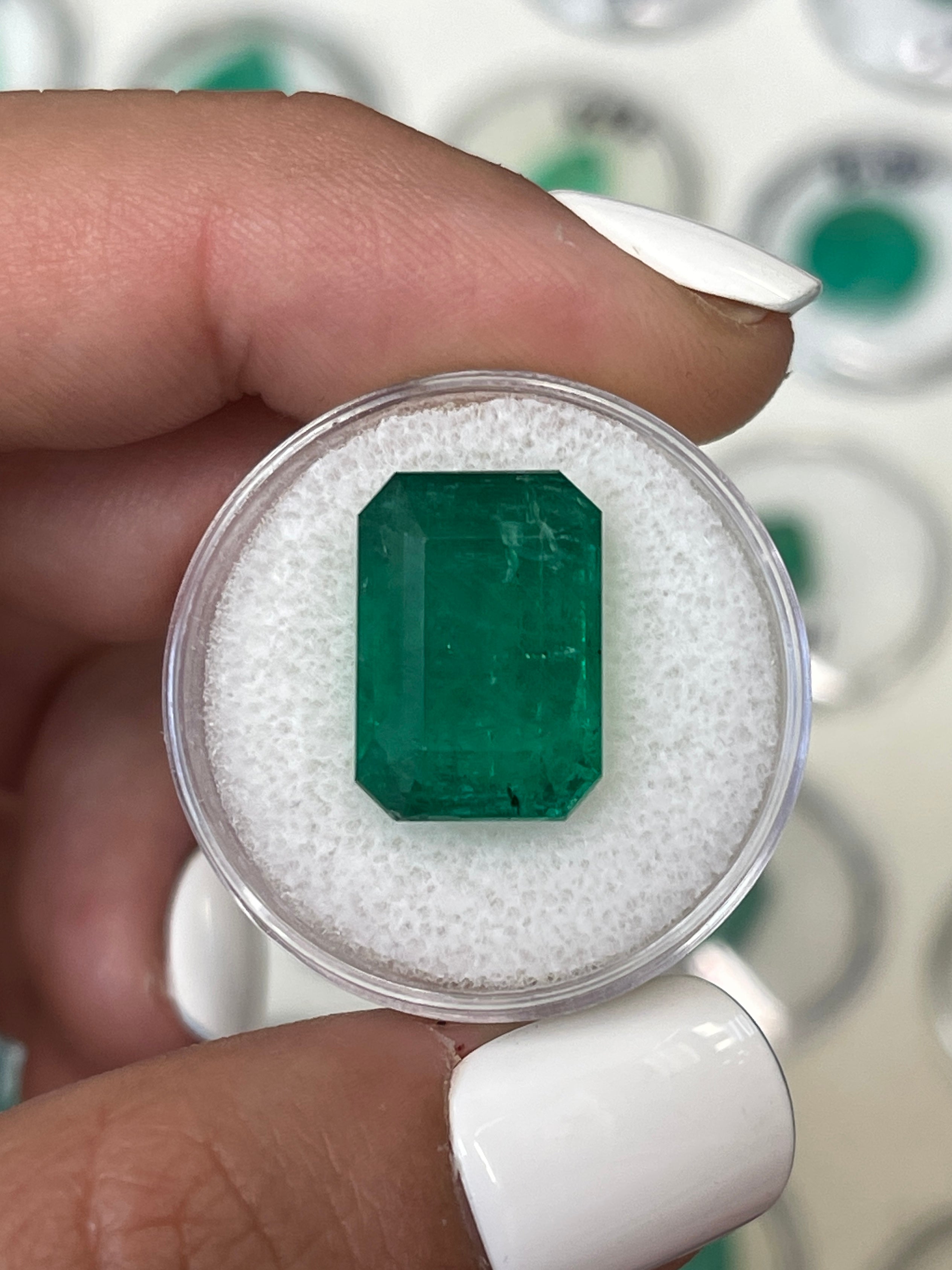 12.89 Carat Natural Zambian Emerald - 15.5x11mm Loose Kelly Green Gemstone for Jewelry Making & Engagement Rings