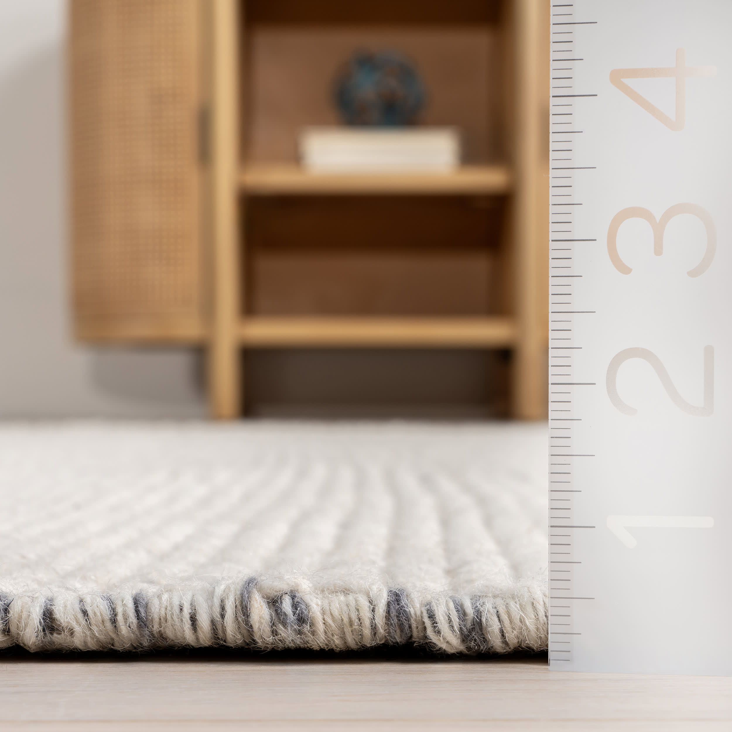 Abigail Solid Wool Fringed Rug - Ivory | Soft & Durable Handmade Area Rug for Living Room, Bedroom, or Office Decor
