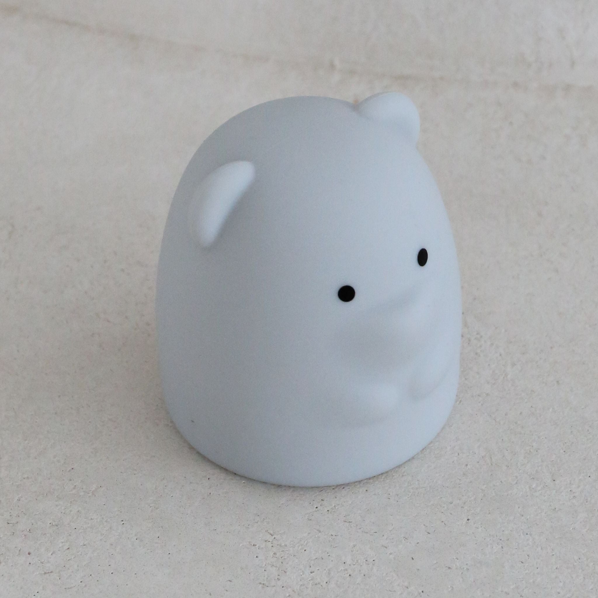 DESIGNSTUFF Little Bear Night Light with Mist - Cute Nursery Lamp for Kids Room, Baby Bedside Nightlight with Soft Glow & Relaxing Mist for Bedtime, Sleep Aid, Nursery Decor