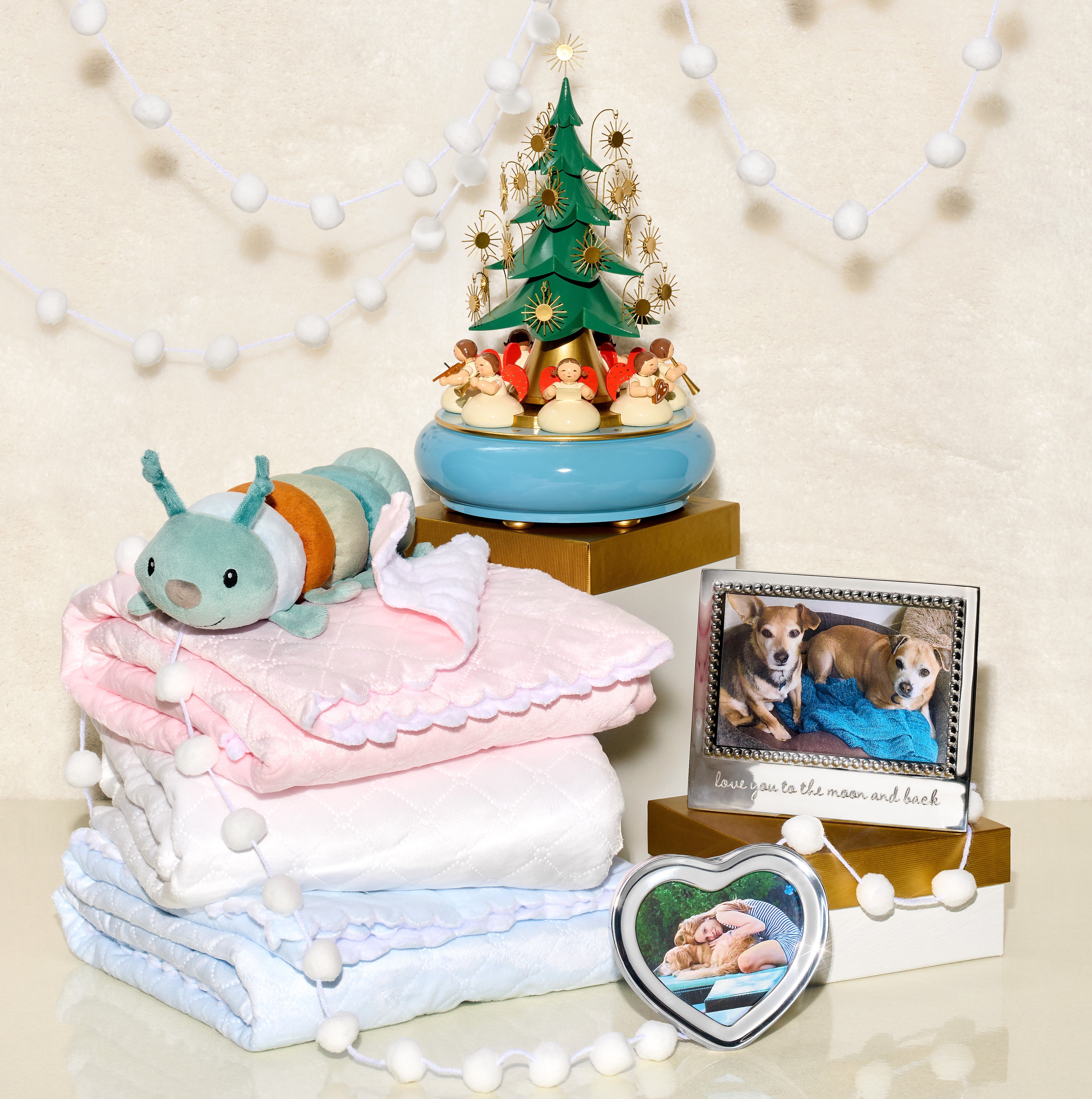 Christmas Tree with Angels Music Box - Holiday Decorations, Home & Office Festive Decor, Perfect for Christmas Gifts & Holiday Parties
