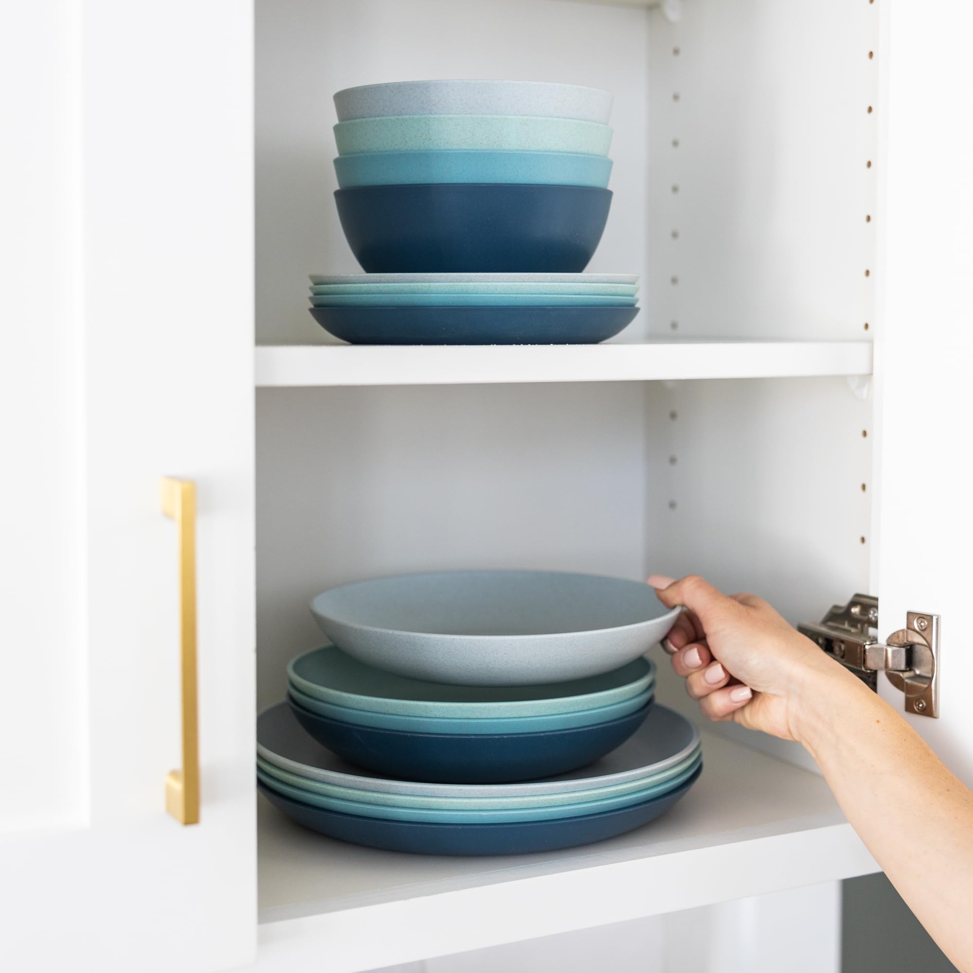 Premium 16-Piece Wheat Straw Dinnerware Set for 4 - Eco-Friendly Plates & Bowls (Dinner, Dessert, Pasta, Cereal) | Microwave Safe, BPA-Free | Perfect for RV Camping, Picnics & Outdoor Dining - Seascape Design