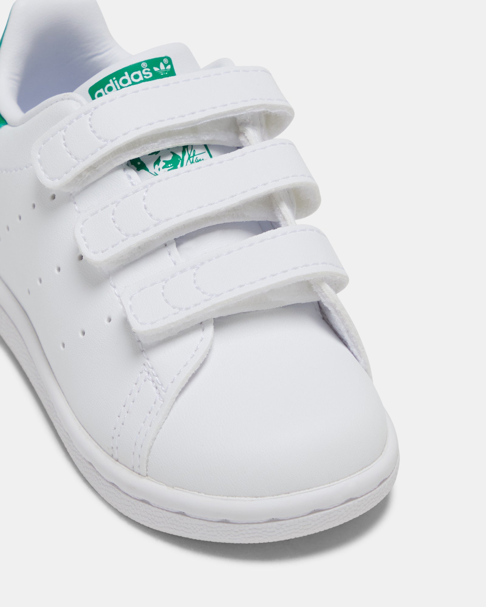 Stan Smith II Self-Fastening Infant Sneakers - White & Green - Comfortable Baby Shoes for Walking, Playtime & Everyday Wear