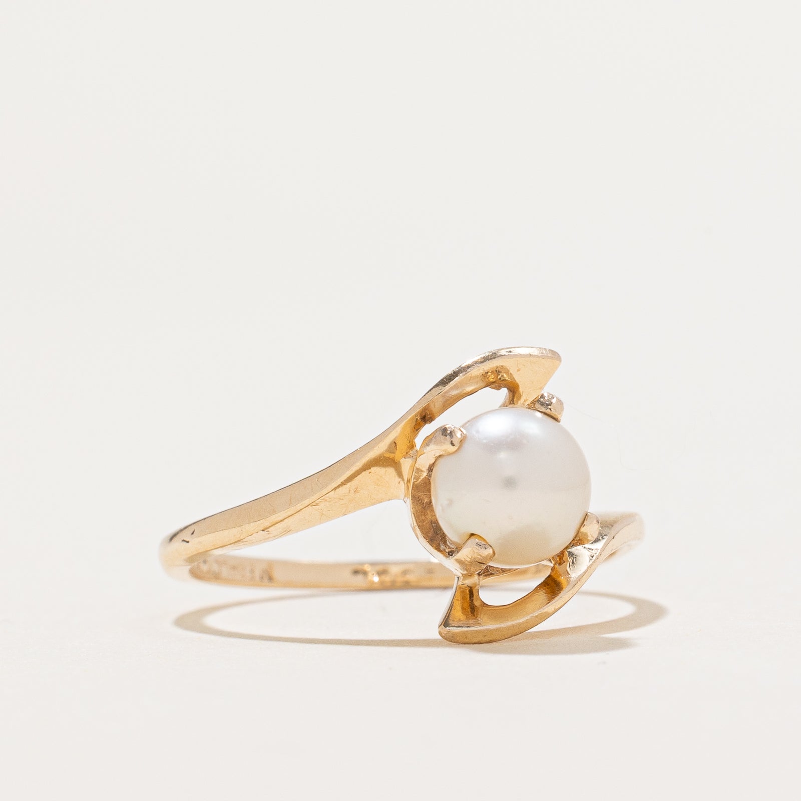 5.70mm Pearl Bypass Ring - Size 6 | Elegant Stackable Jewelry for Everyday Wear & Special Occasions