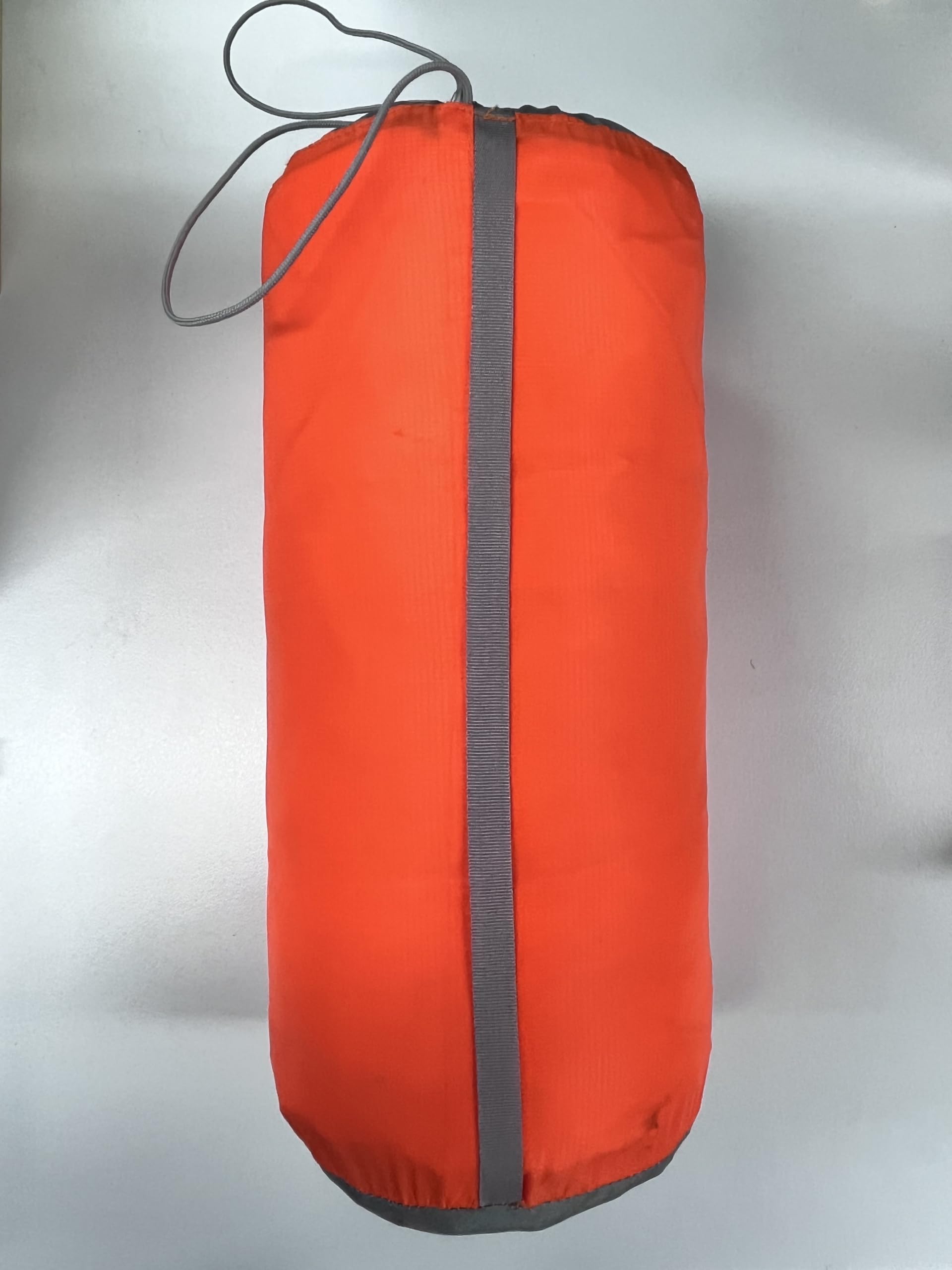 FLEXTAILGEAR Inflatable Sleeping Pad with 5R Value - Ultralight 2.8 Inch Camping Air Mattress for Backpacking, Hiking & Travel | 4 Season Compact Sleeping Pad for Tents, Camping & Outdoor Adventures