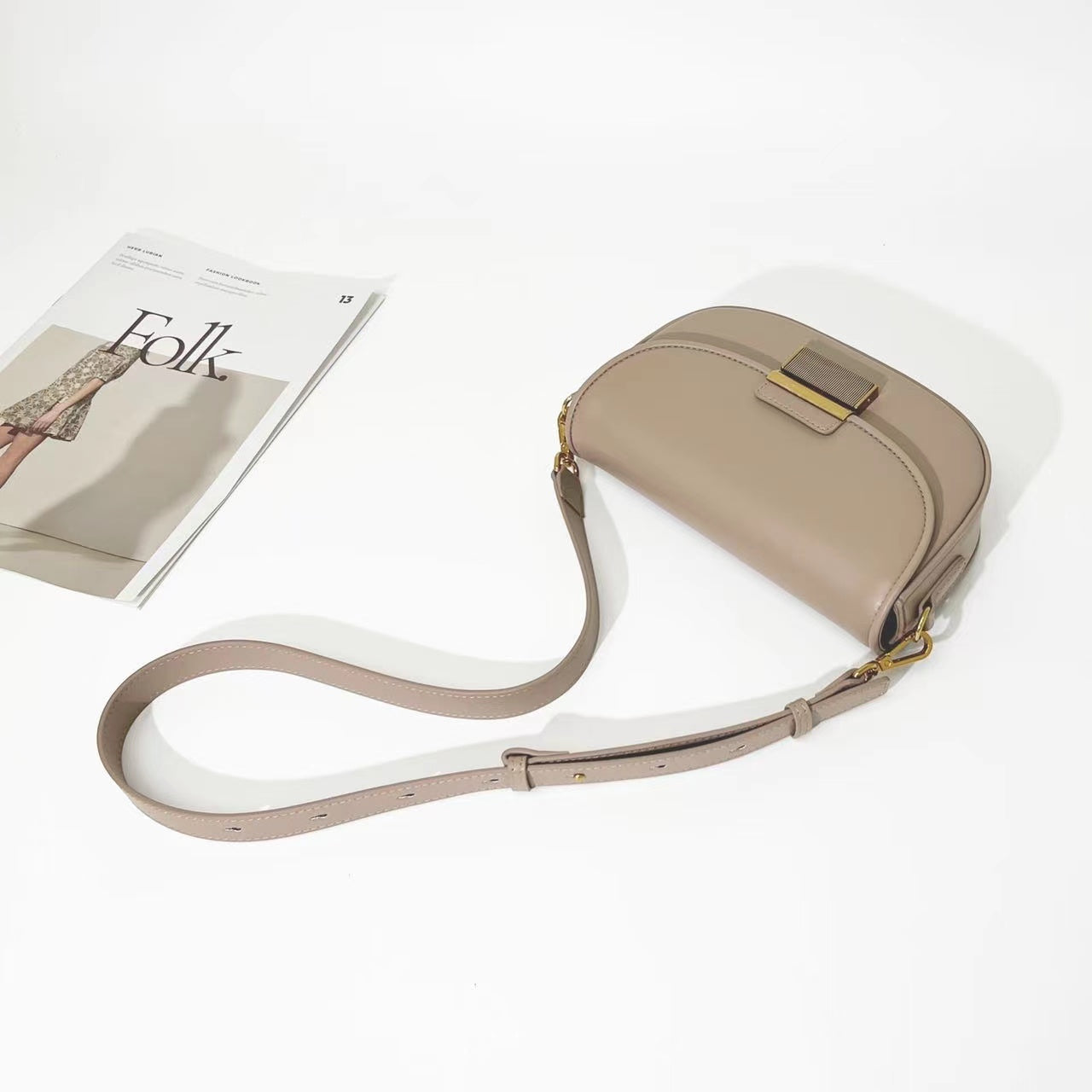 Stylish Women's Saddle Crossbody Bag - Fashionable Leather Shoulder Purse for Everyday Use, Work, and Date Nights