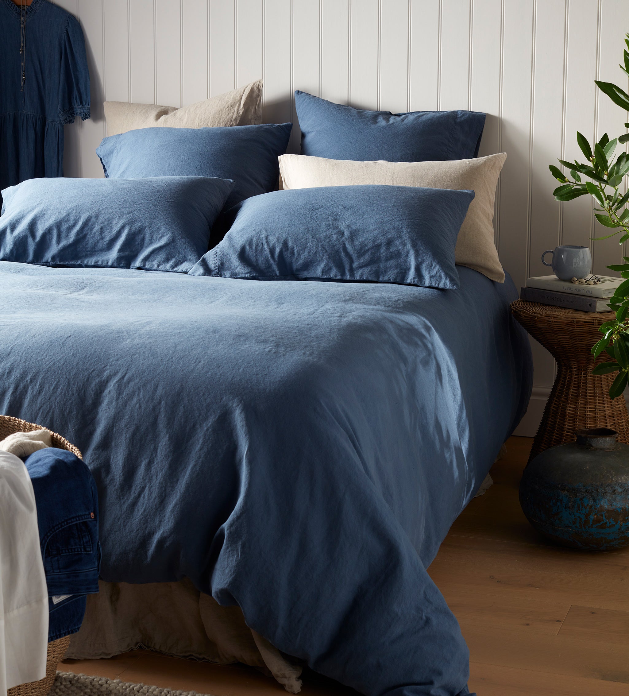 Premium Blue Linen Blend Duvet Cover Set - Soft Breathable Bedding for All Seasons - Perfect for Master Bedroom, Guest Room & Vacation Homes