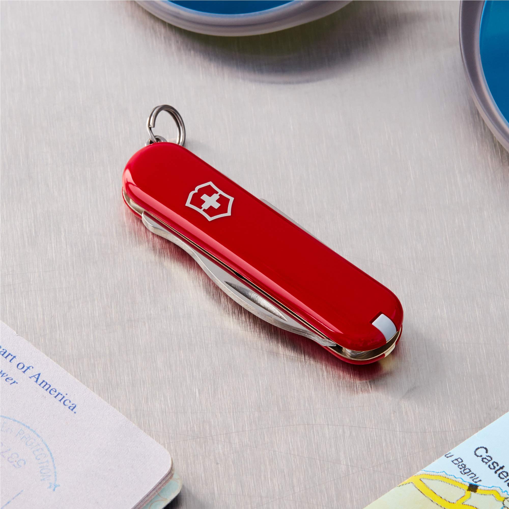 Victorinox Jetsetter 7-in-1 Swiss Army Knife | Compact Multitool with Scissors, Magnetic Phillips Screwdriver & Key Ring | Swiss Made Red Pocket Knife | Perfect for Travel, Camping & Everyday Carry (EDC)
