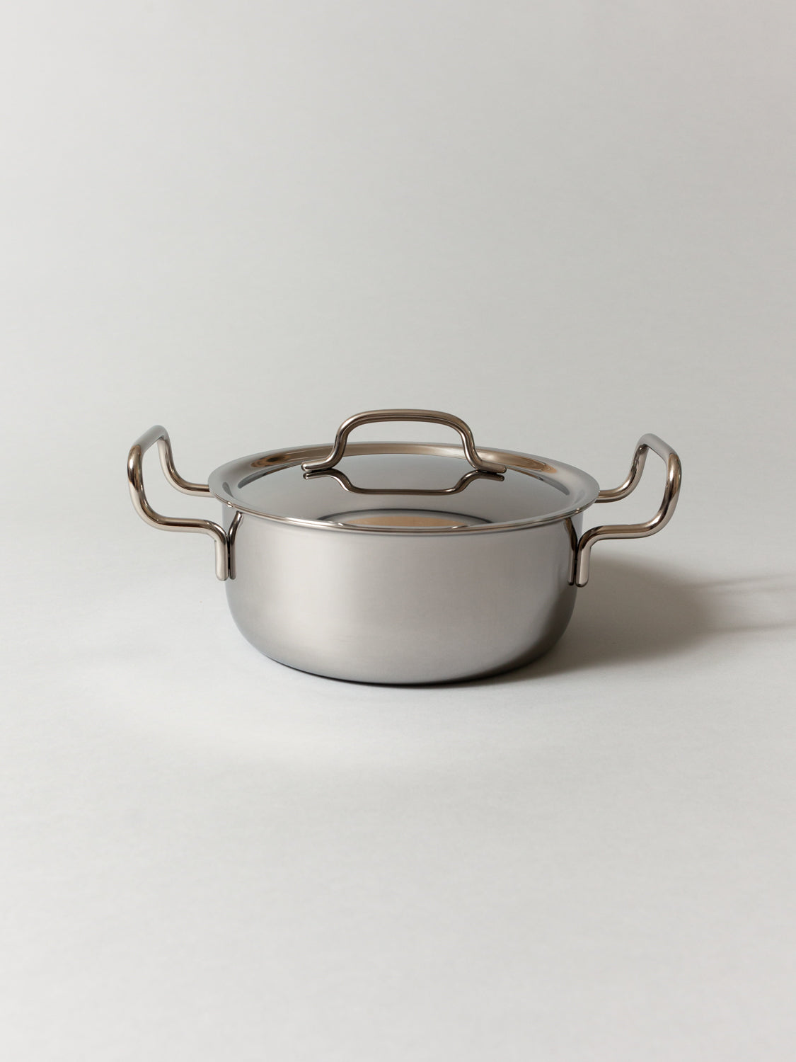 7-Ply Stainless Steel Cooking Pot - Midsize Multi-Layer Pot for Even Heat Distribution - Perfect for Soups, Stews & Pasta Dishes