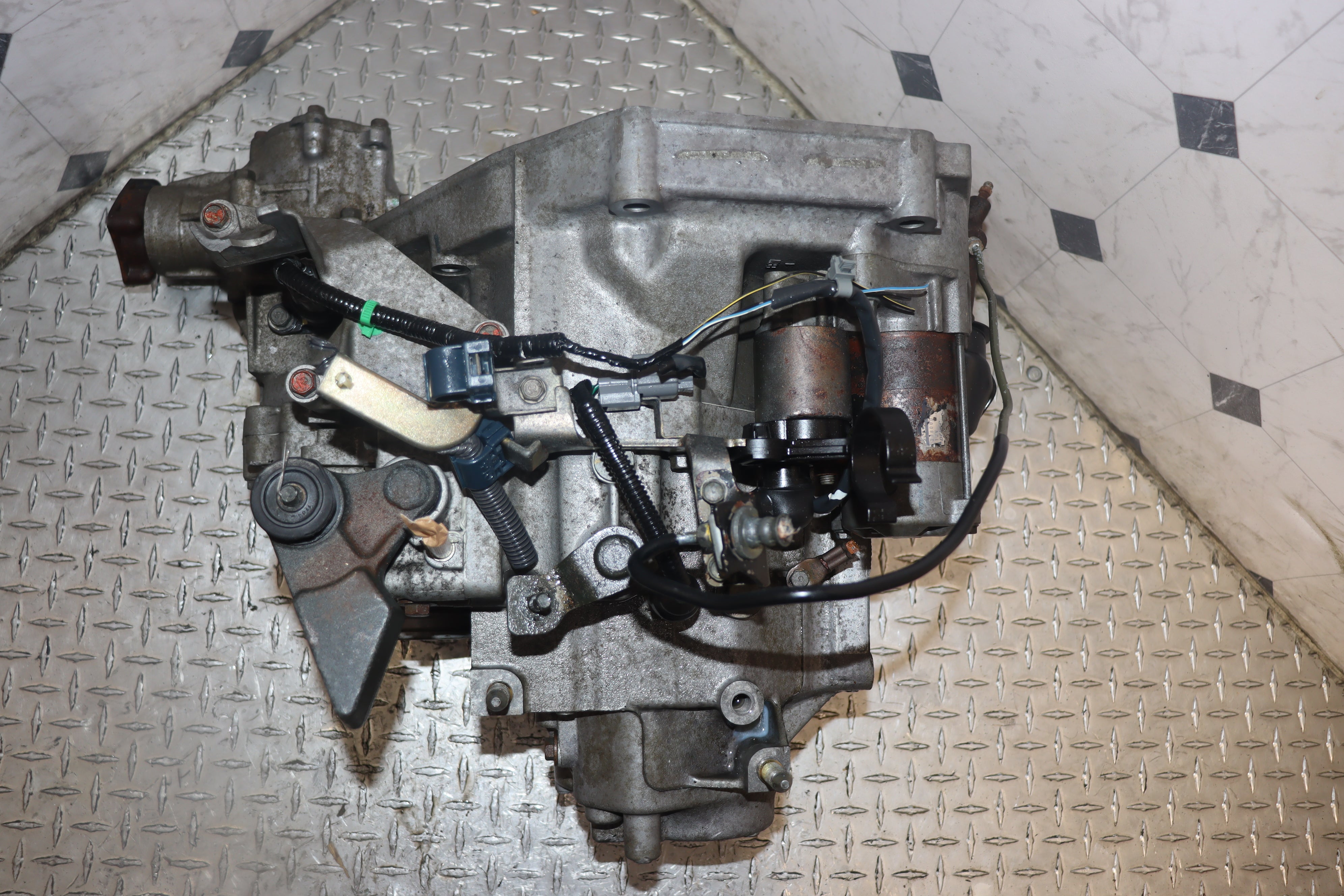 JDM B20B Manual Transmission for 1997-2001 Honda CR-V 2.0L Engine - Perfect for Honda CR-V Transmission Replacement & Performance Upgrades
