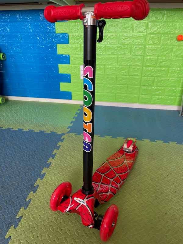 Best Kids Kick Scooter with LED Light-Up Wheels & Cool Graphics - Fun Outdoor Ride for Boys & Girls Ages 5-12 (Perfect for Park, Sidewalk & Neighborhood Adventures)
