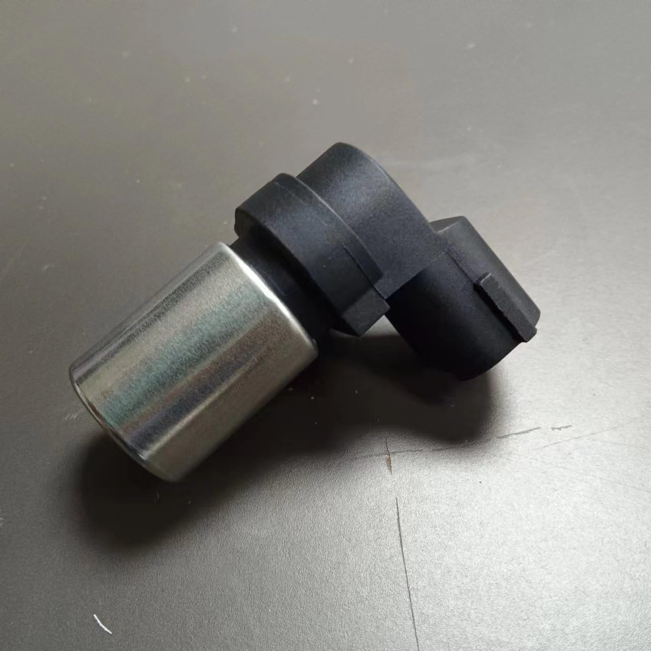 22053AA052 Crankshaft Position Sensor - Compatible with Subaru 22053-AA052 | High-Performance Engine Sensor for Smooth Driving & Diagnostics