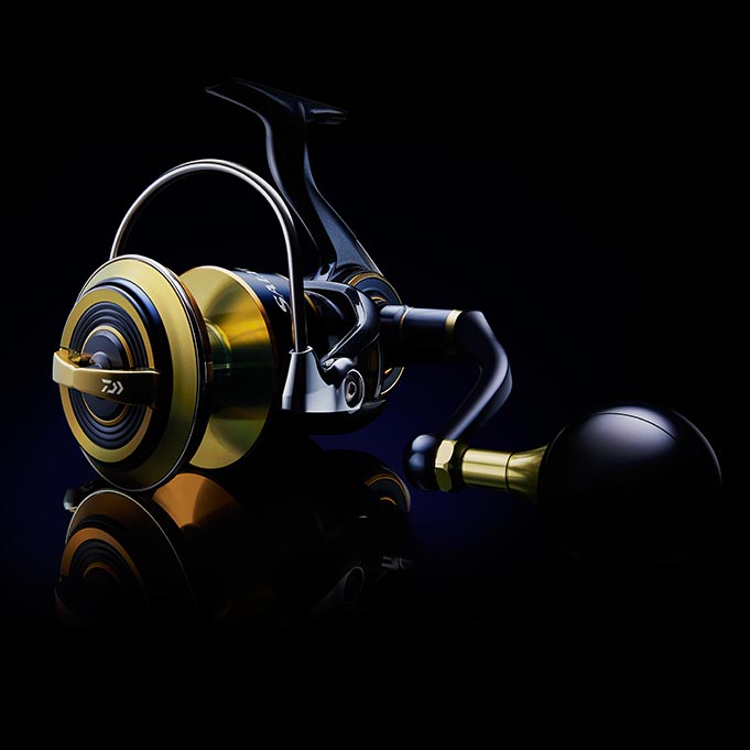 Daiwa 20 Saltiga Spinning Fishing Reel - High Performance Saltwater Fishing Gear for Offshore & Inshore Angling