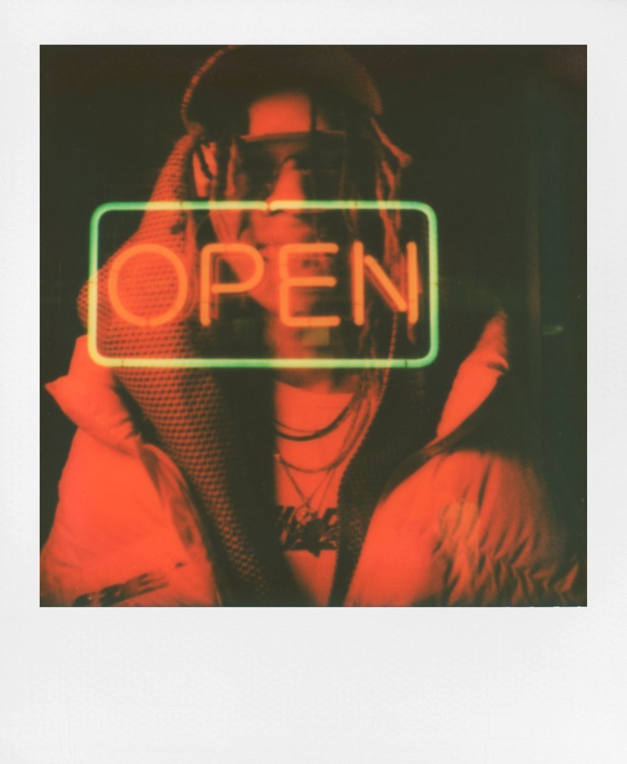 Polaroid Go Instant Film Double Pack - Expired Vintage Style for Retro Photography & Unique Gifts - Perfect for Parties, Weddings & Creative Projects