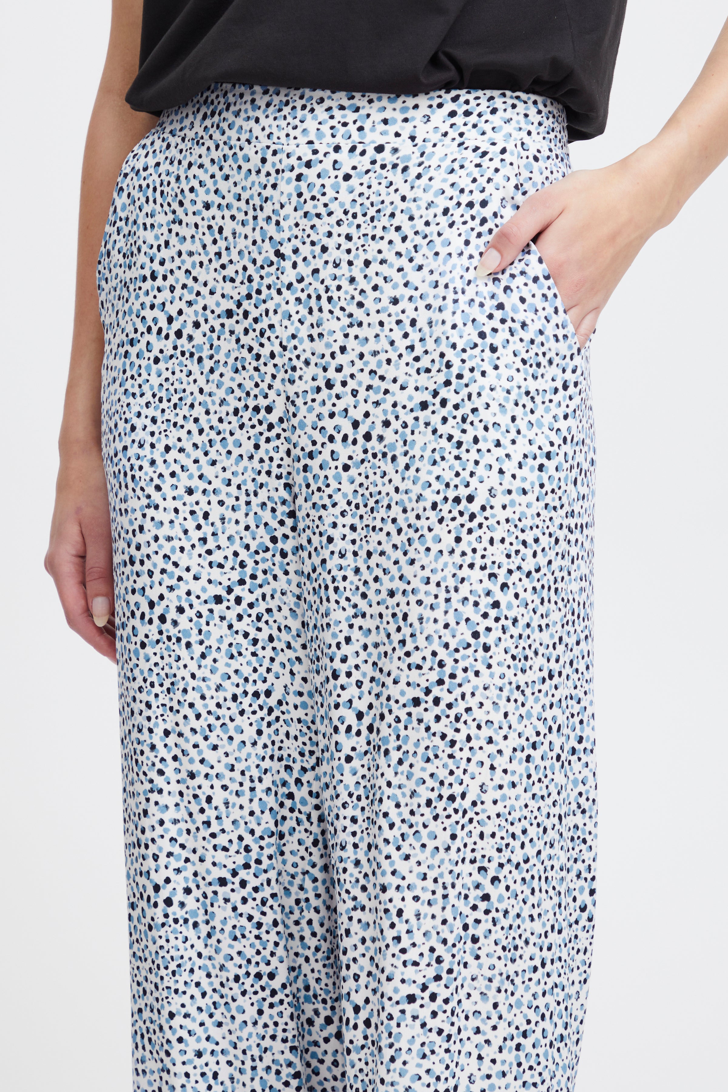 Araya Wide Leg Pants for Women - Della Robbia Blue Dot Floral Print - Comfortable High Waisted Palazzo Pants for Casual Wear, Office, and Summer Outfits