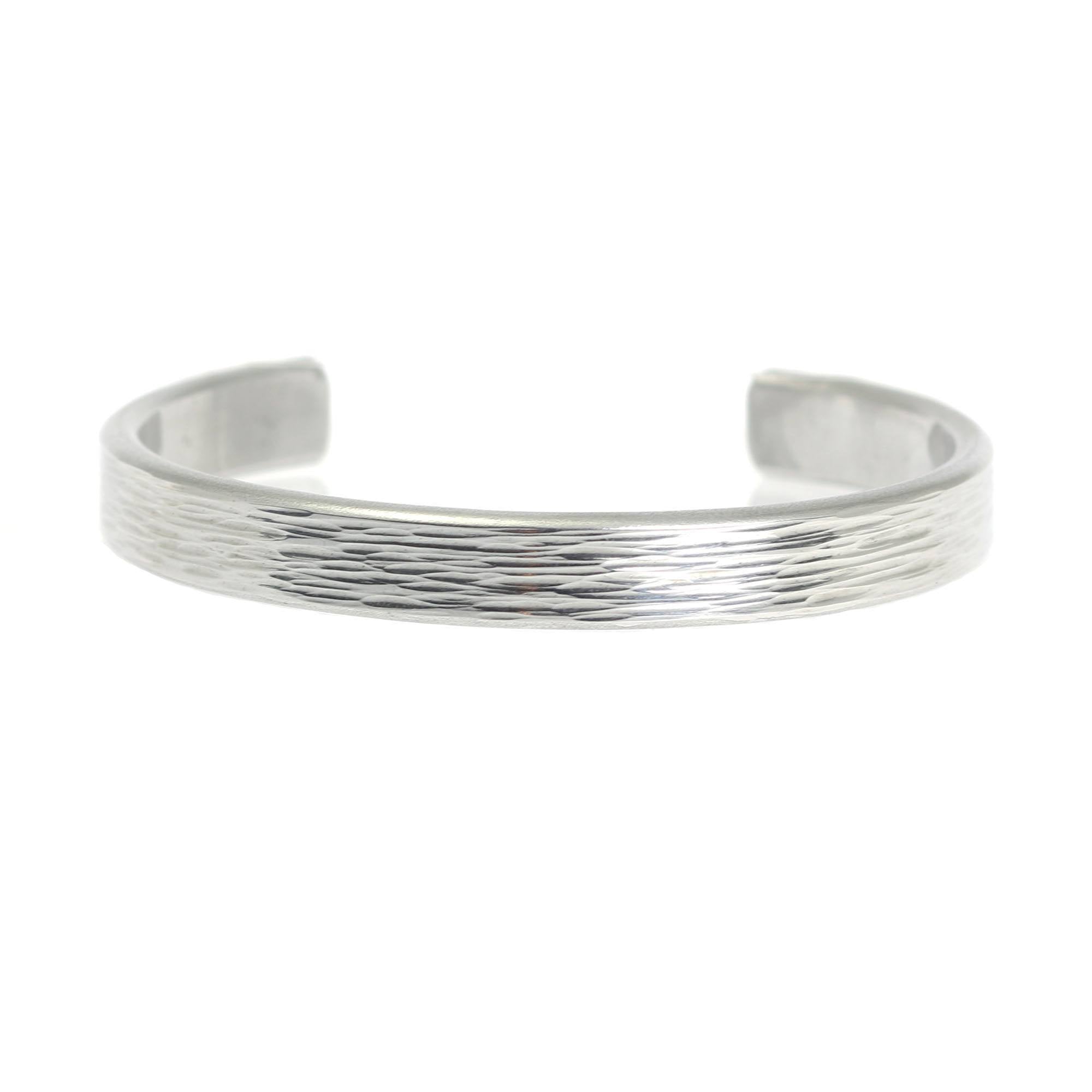 Stylish Thin Bark Aluminum Cuff Bracelet for Women - Lightweight & Durable Fashion Jewelry - Perfect for Everyday Wear, Parties & Gifts