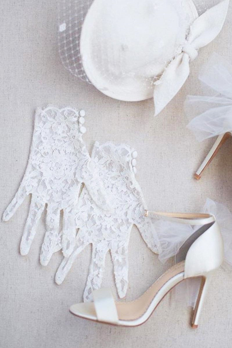 Elegant French Lace Gloves for Women - Vintage Catherine Couture Style - Perfect for Weddings, Evening Dinners & Formal Events