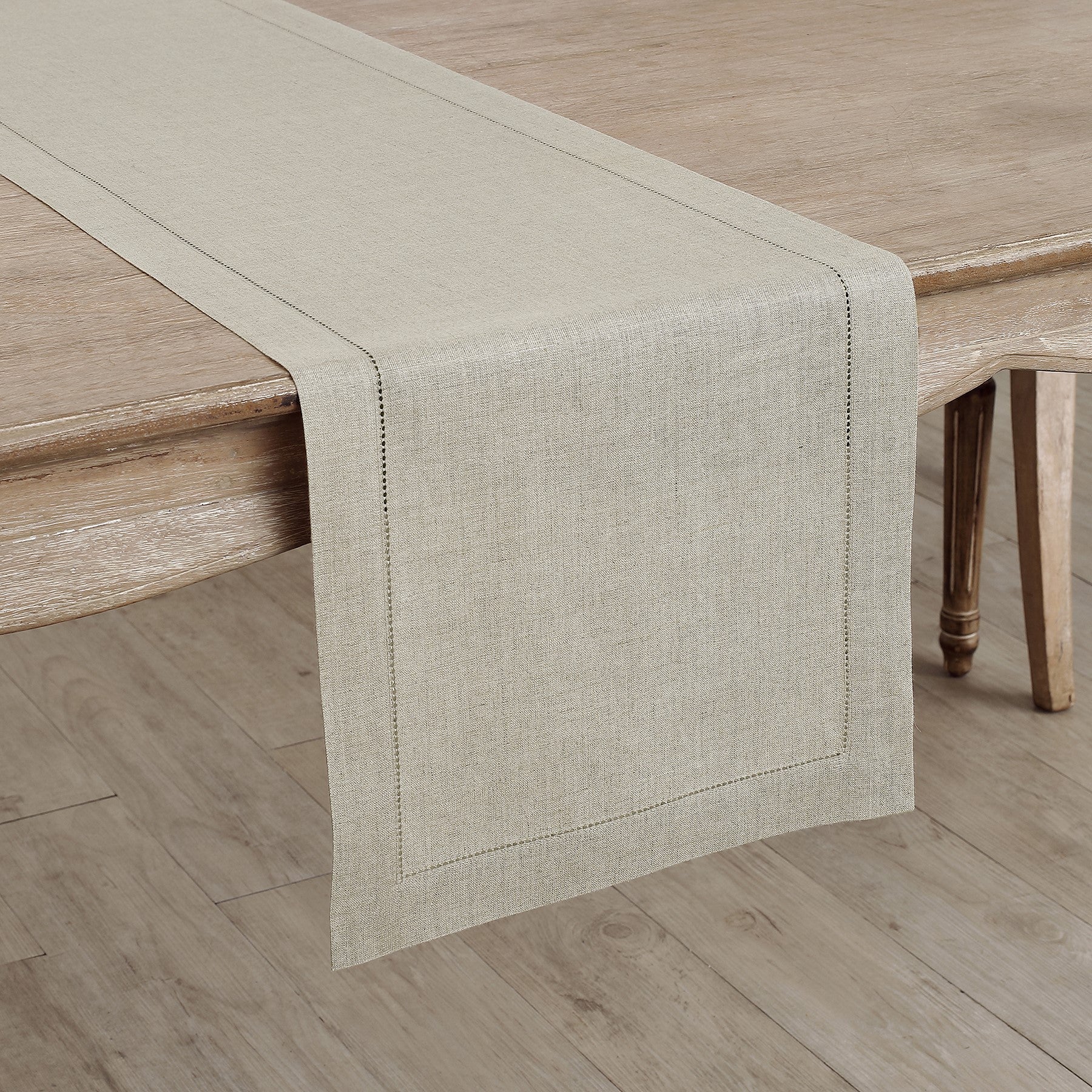 Elegant Classic Hemstitch Table Runner - Premium Linen Dining Decor for Weddings, Parties & Home Decor
