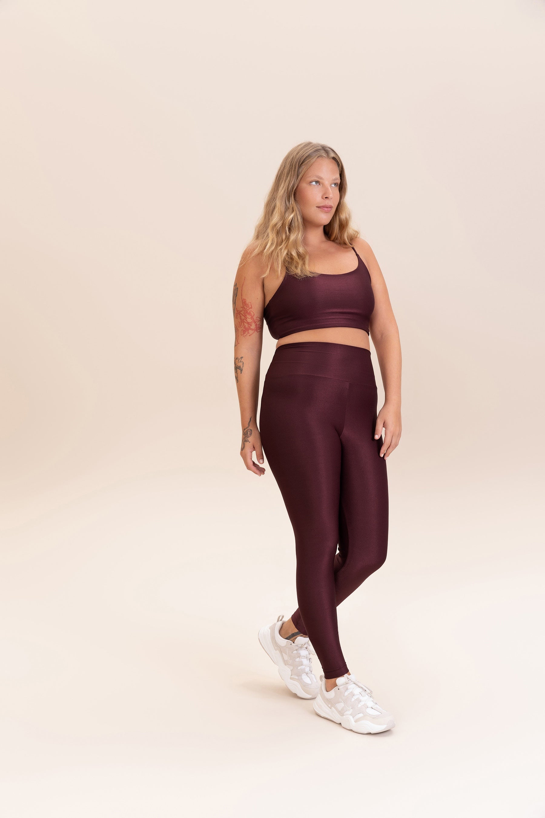 Allure® Adaptiv Curve Sports Bra - High Support Workout Bra for Women, Seamless Comfort & Breathable Fabric - Perfect for Running, Yoga & Gym