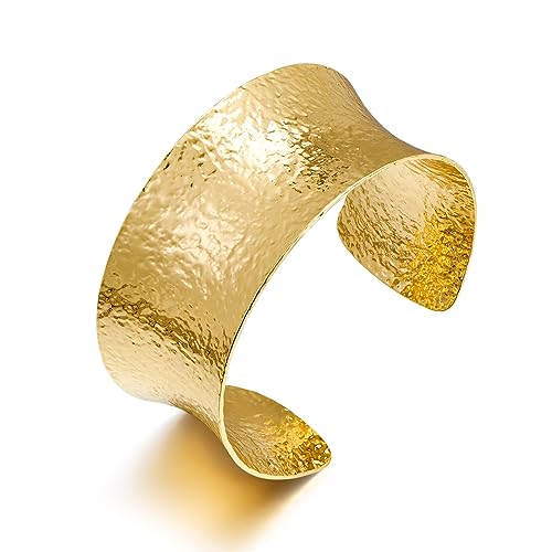Gold Cuff with Concave Edge